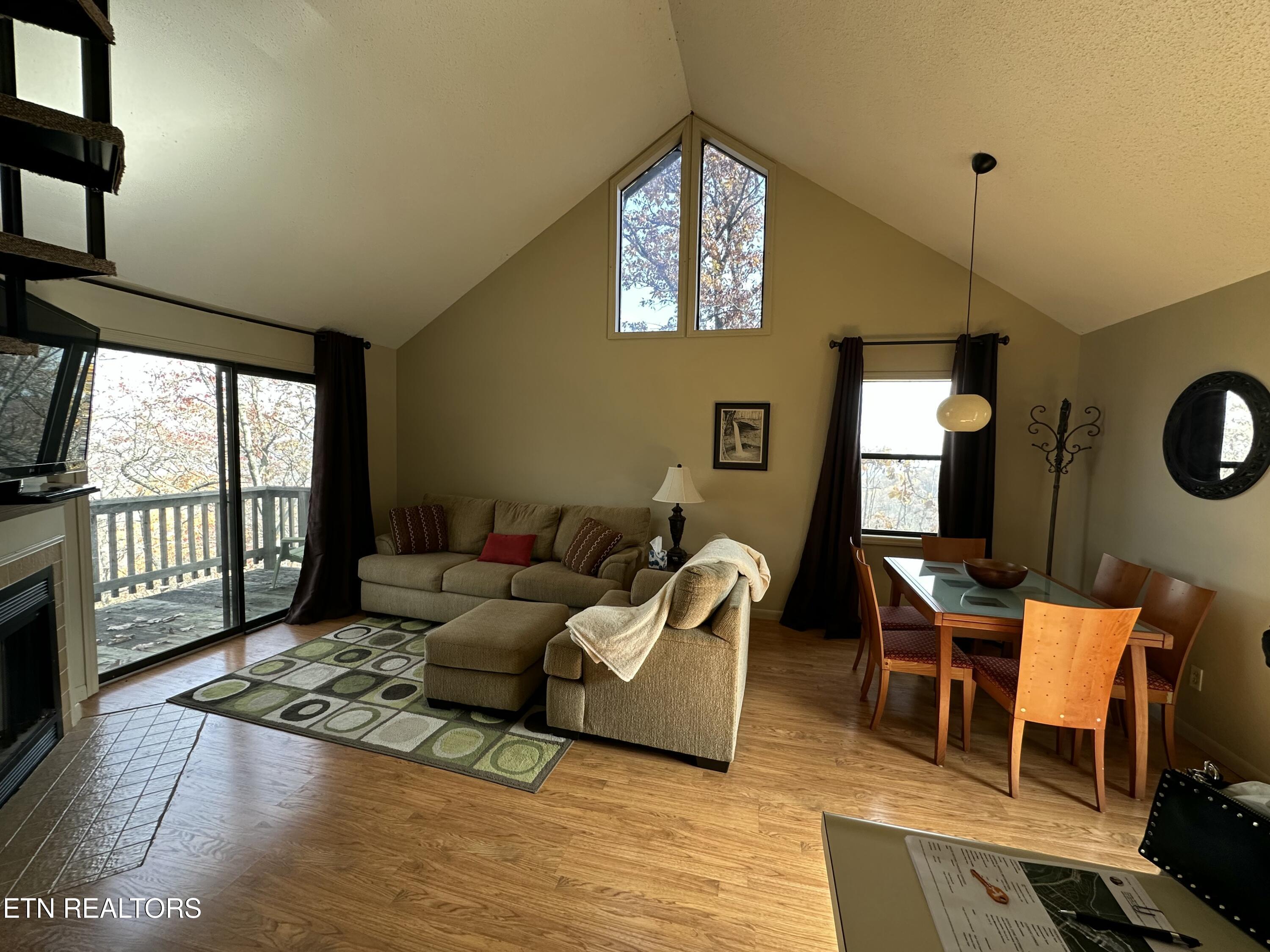 391 Moytoy Road Crab Orchard TN 37723