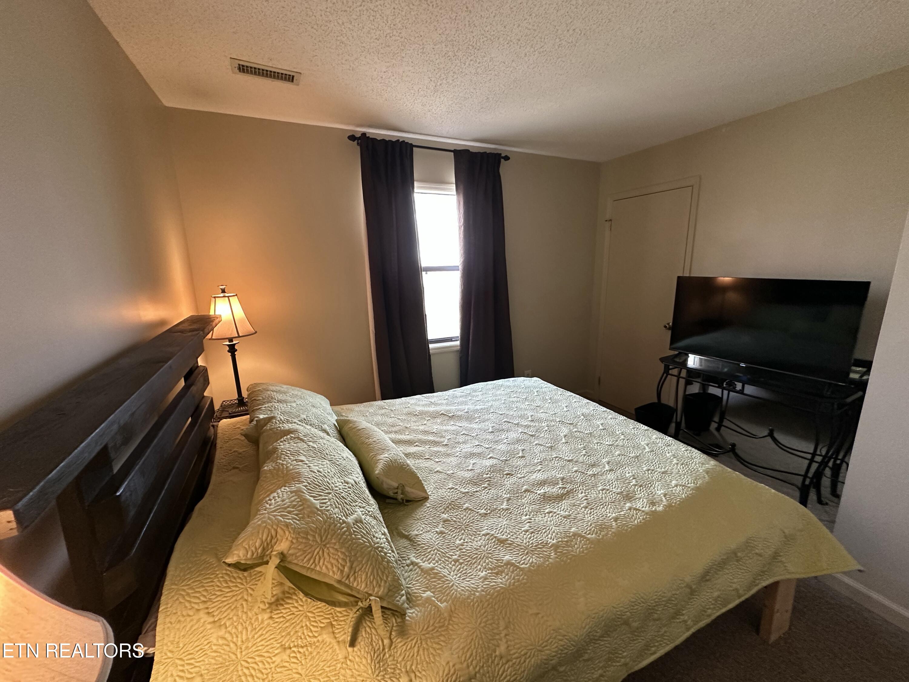 391 Moytoy Road Crab Orchard TN 37723
