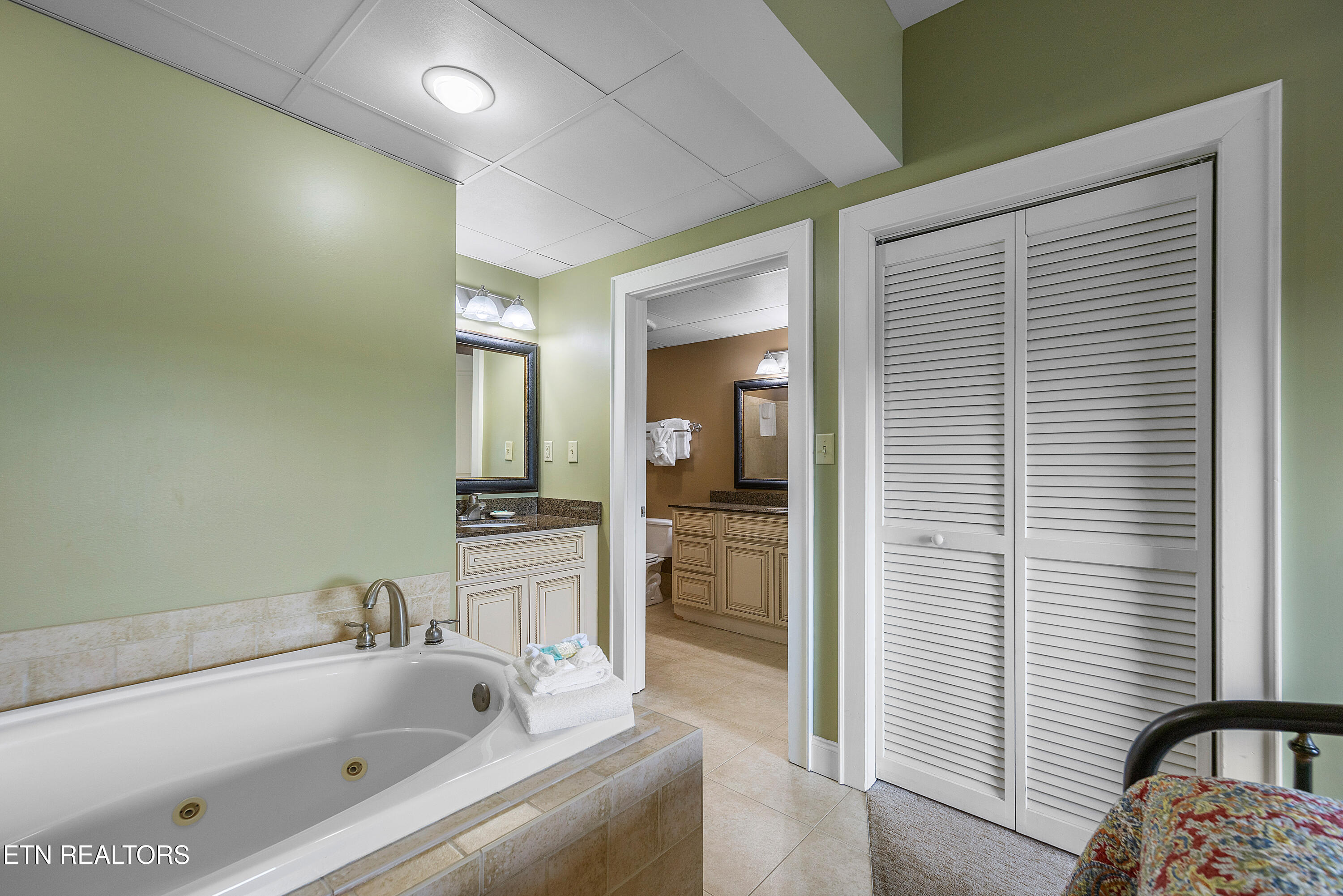 3415 Teaster Lane Pigeon Forge TN 37863