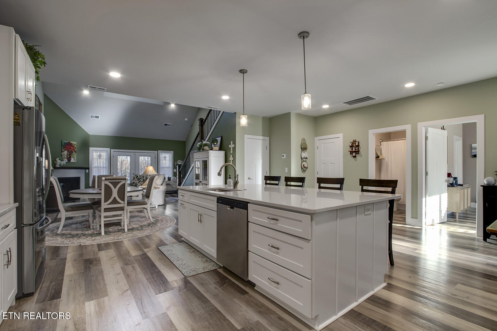 984 Meadow Walk Lane Lenoir City TN 37772