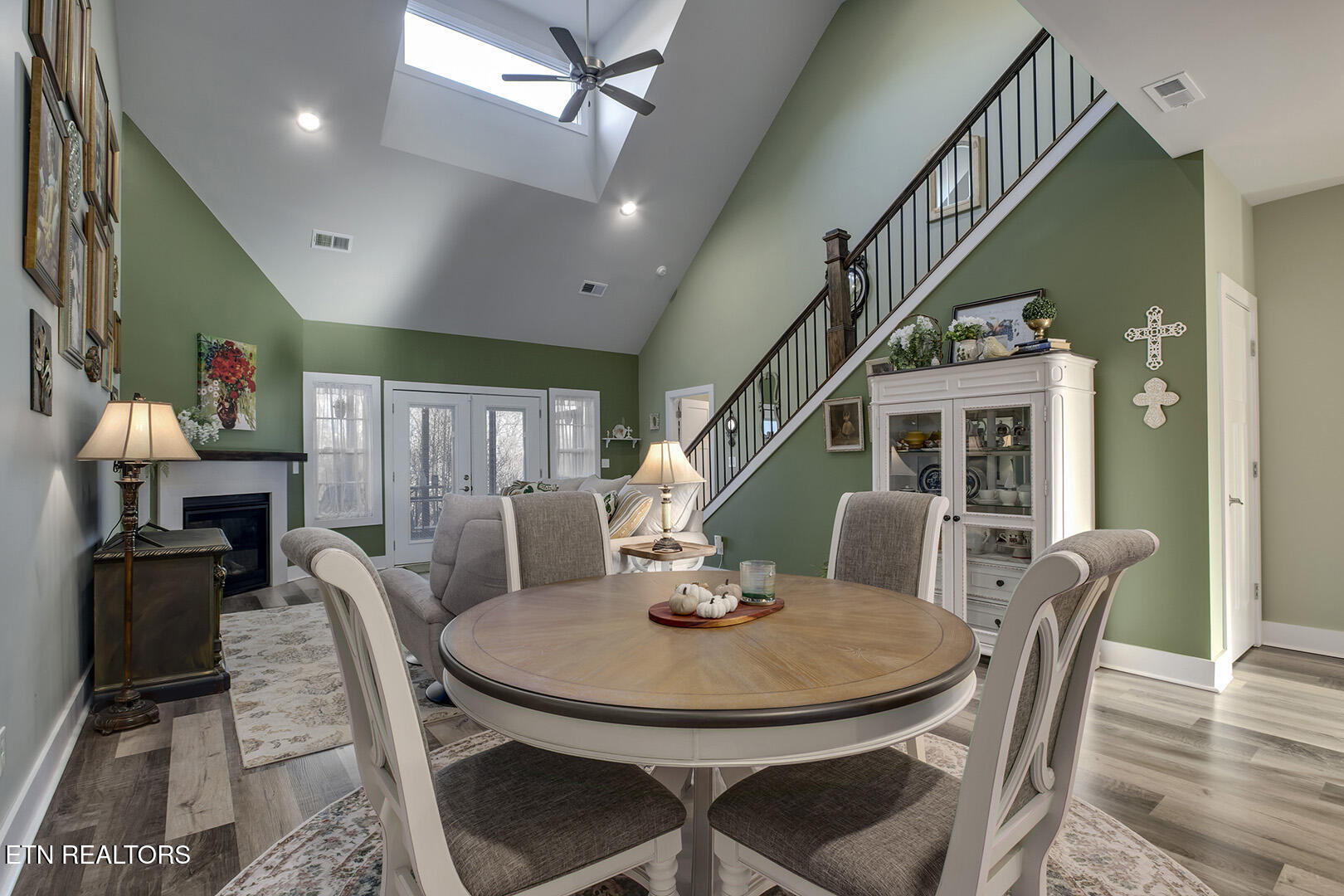 984 Meadow Walk Lane Lenoir City TN 37772