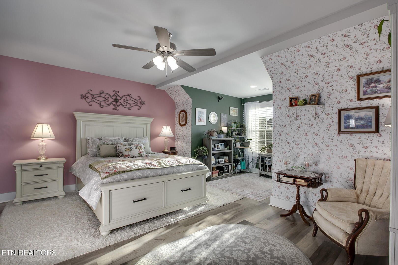 984 Meadow Walk Lane Lenoir City TN 37772