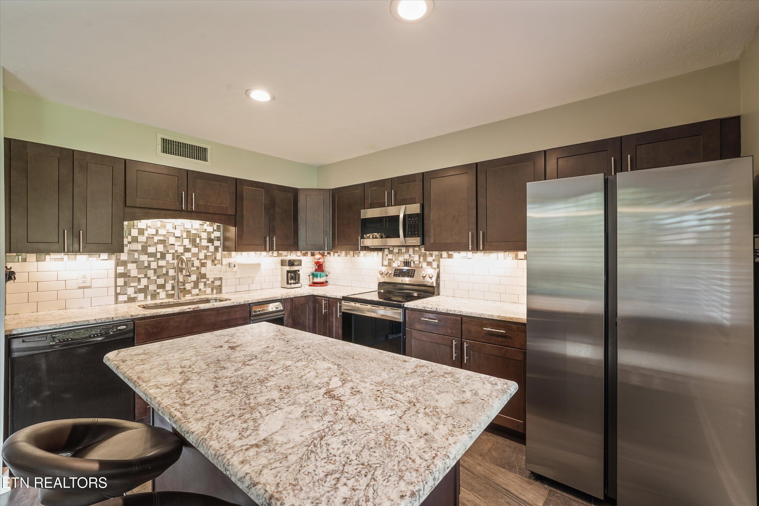 1858 Cherokee Bluff Drive Knoxville TN 37920