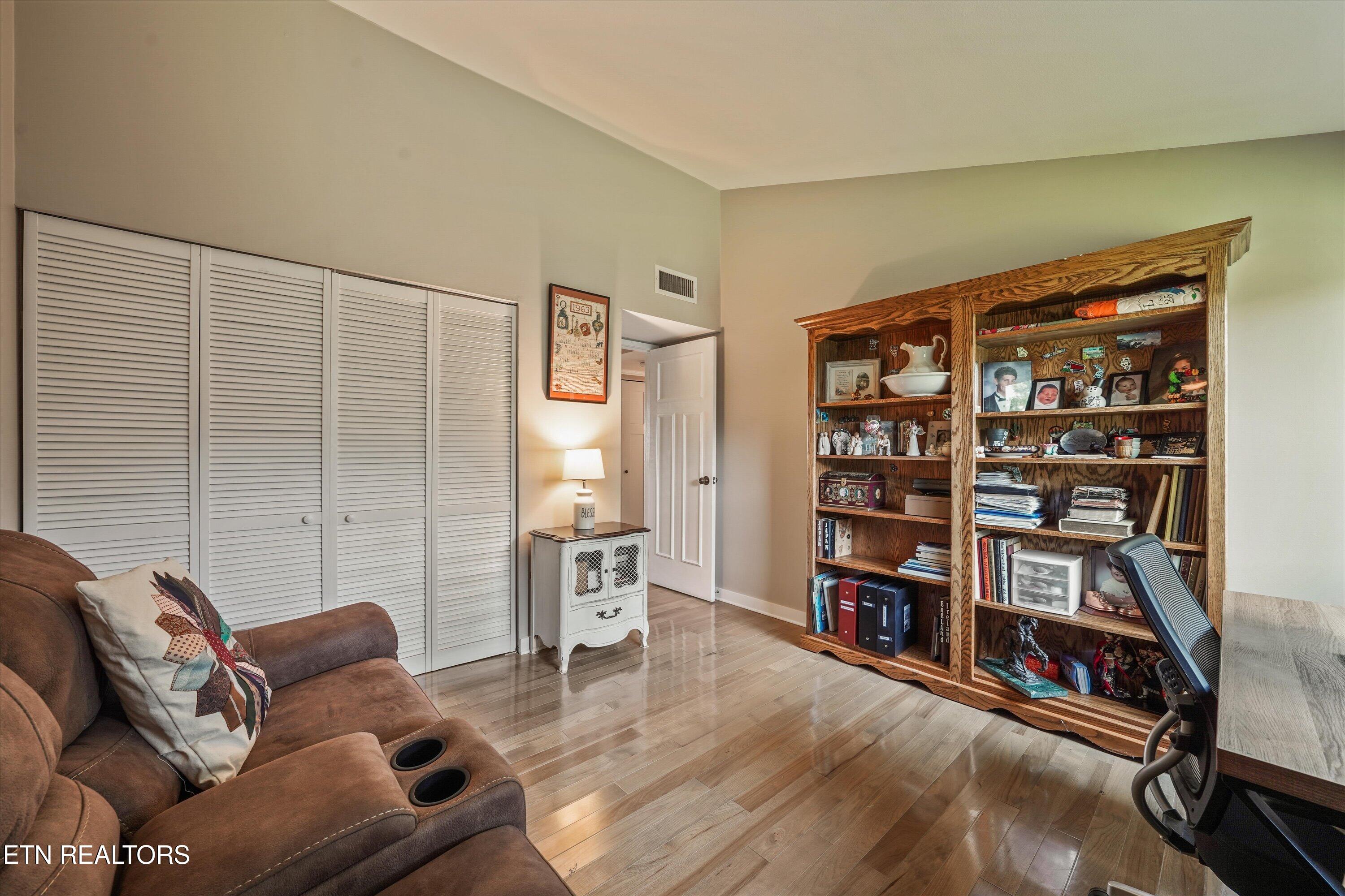 1858 Cherokee Bluff Drive Knoxville TN 37920