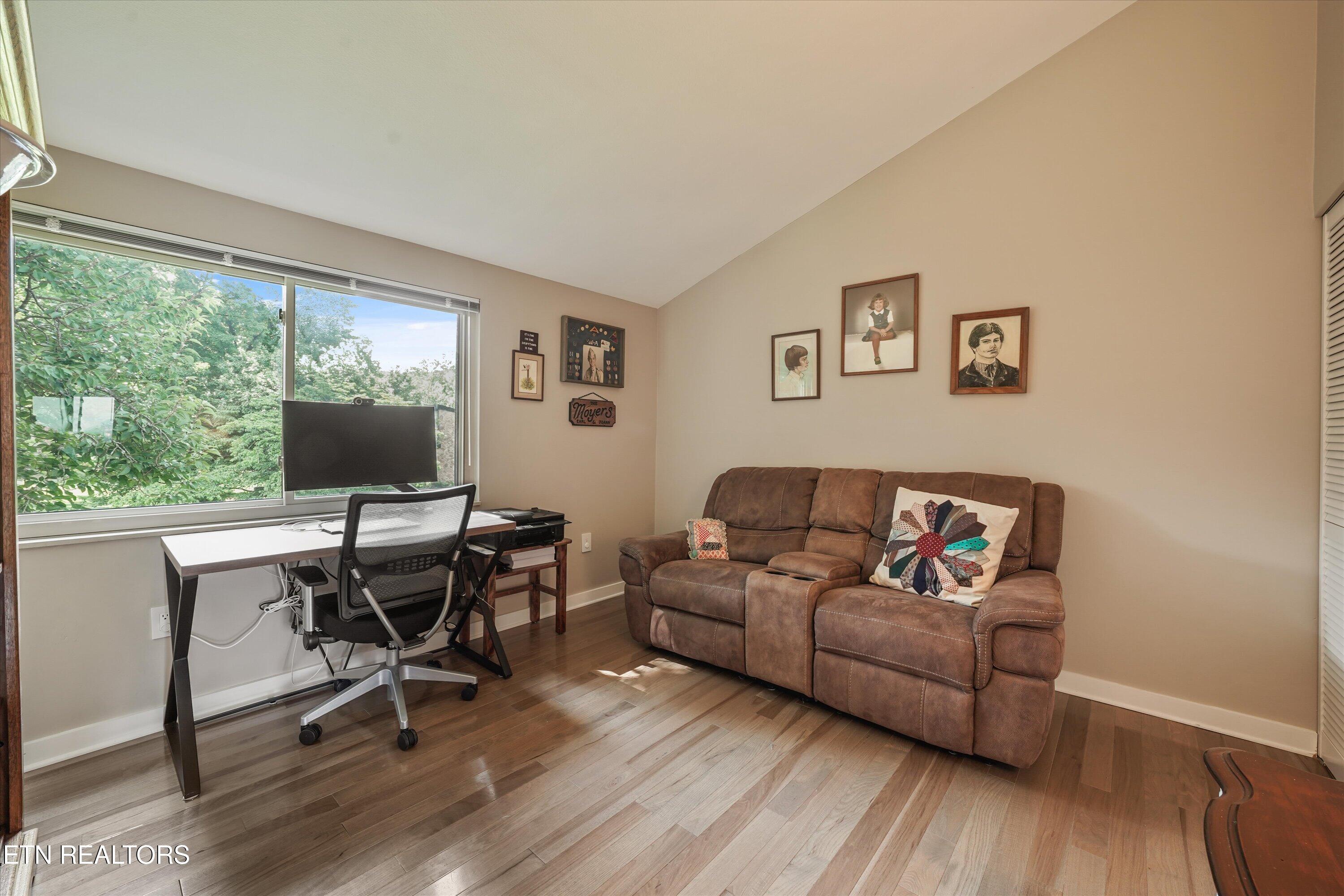 1858 Cherokee Bluff Drive Knoxville TN 37920