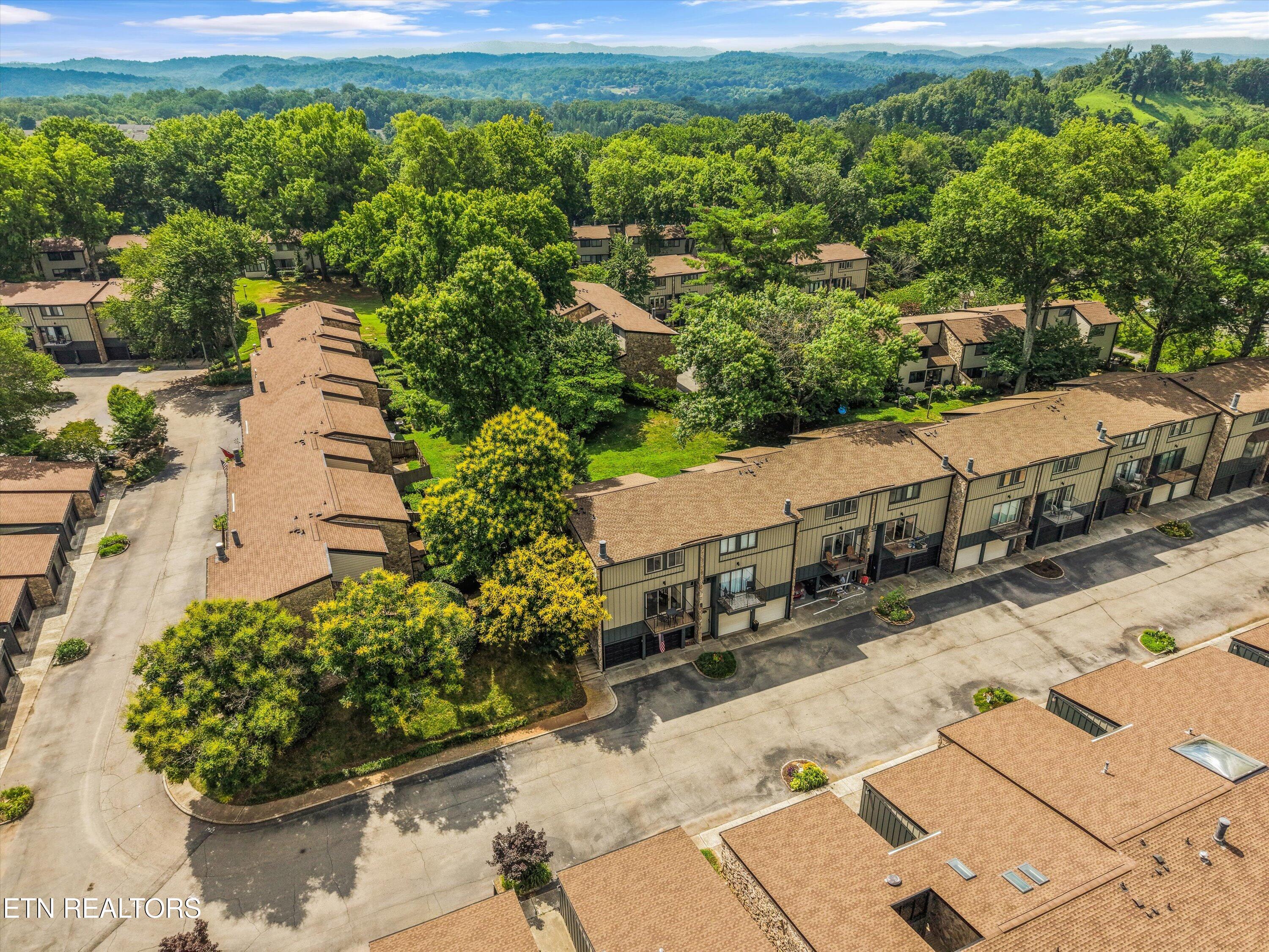 1858 Cherokee Bluff Drive Knoxville TN 37920