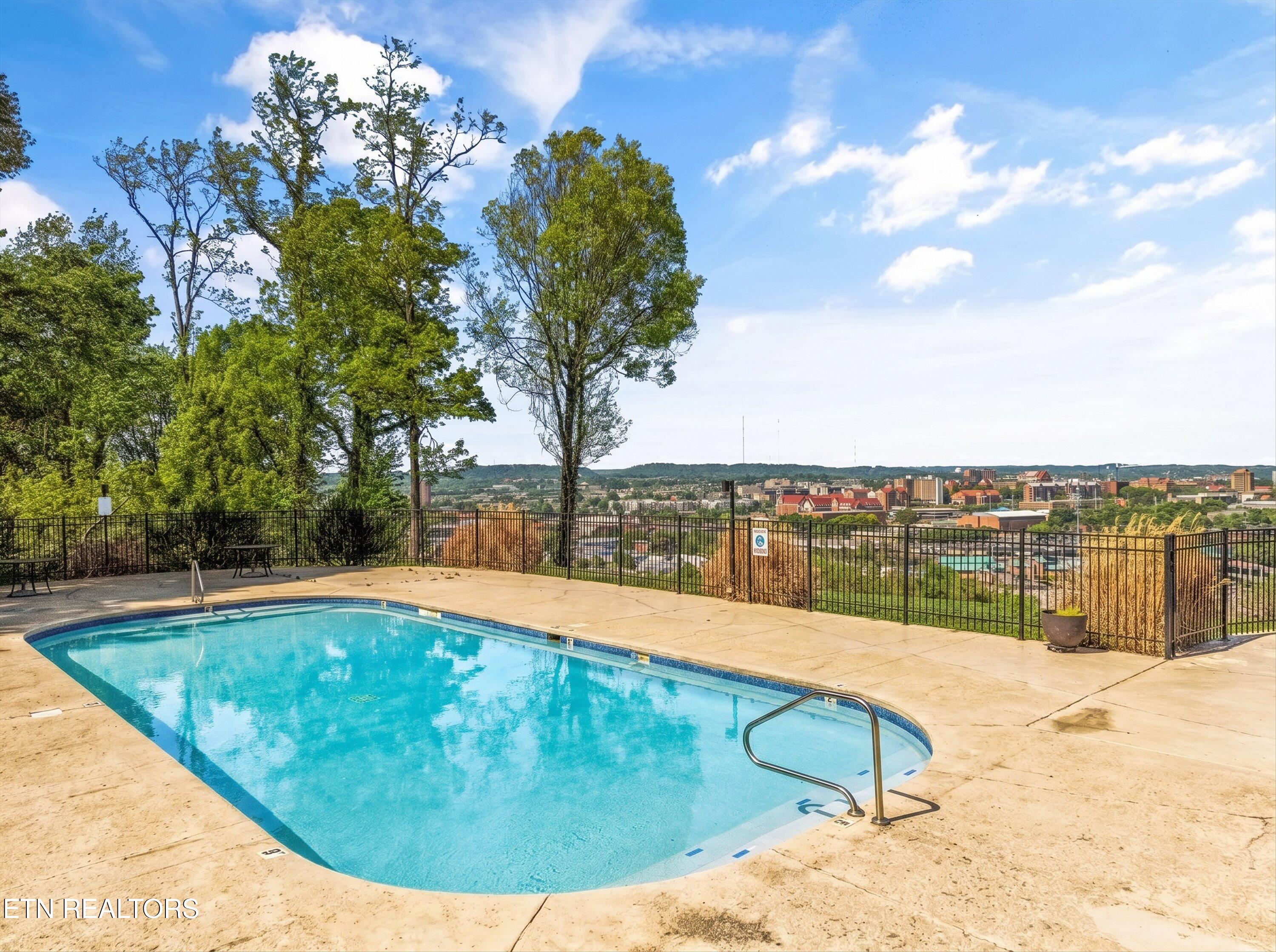 1858 Cherokee Bluff Drive Knoxville TN 37920