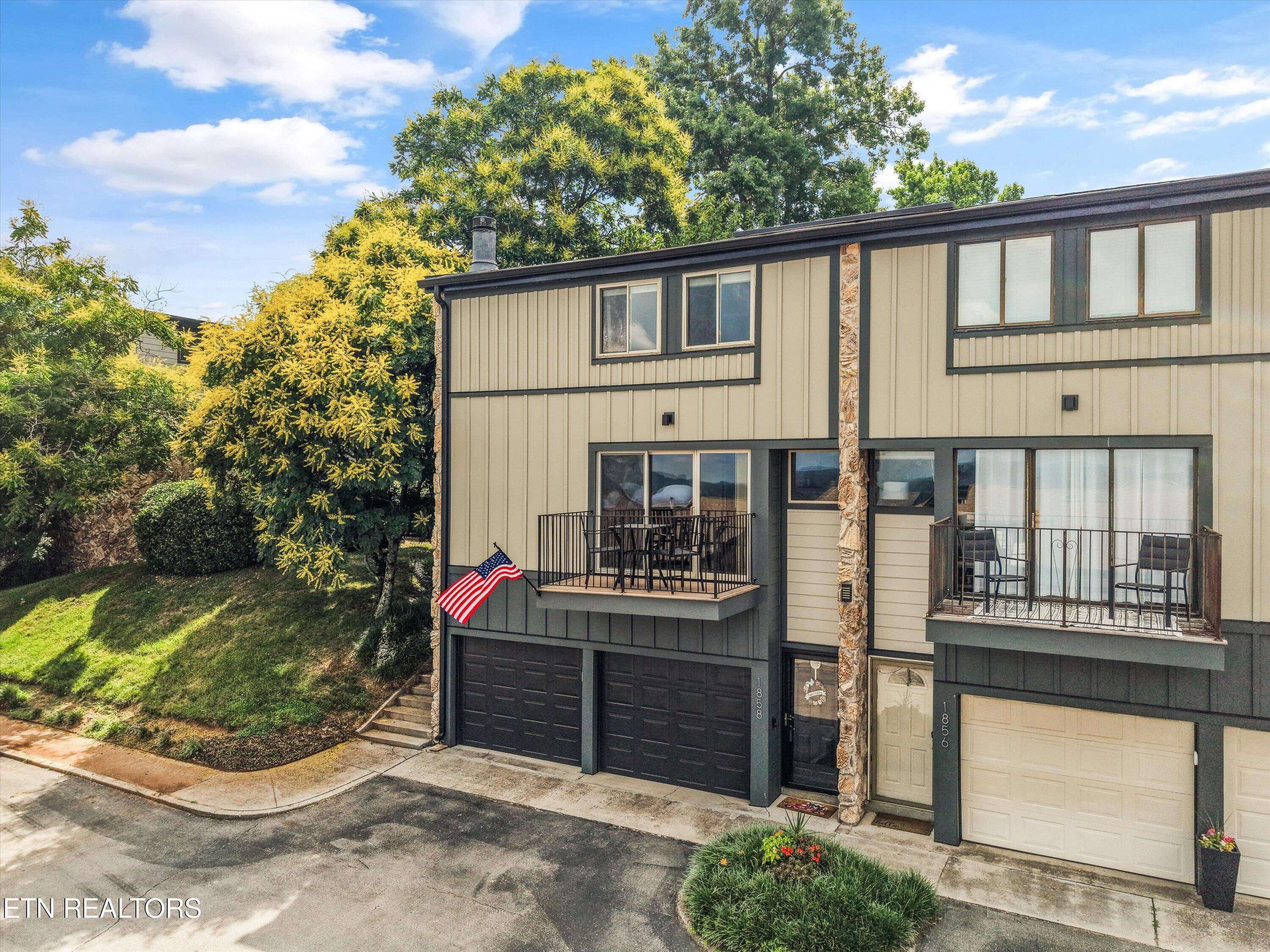 1858 Cherokee Bluff Drive Knoxville TN 37920
