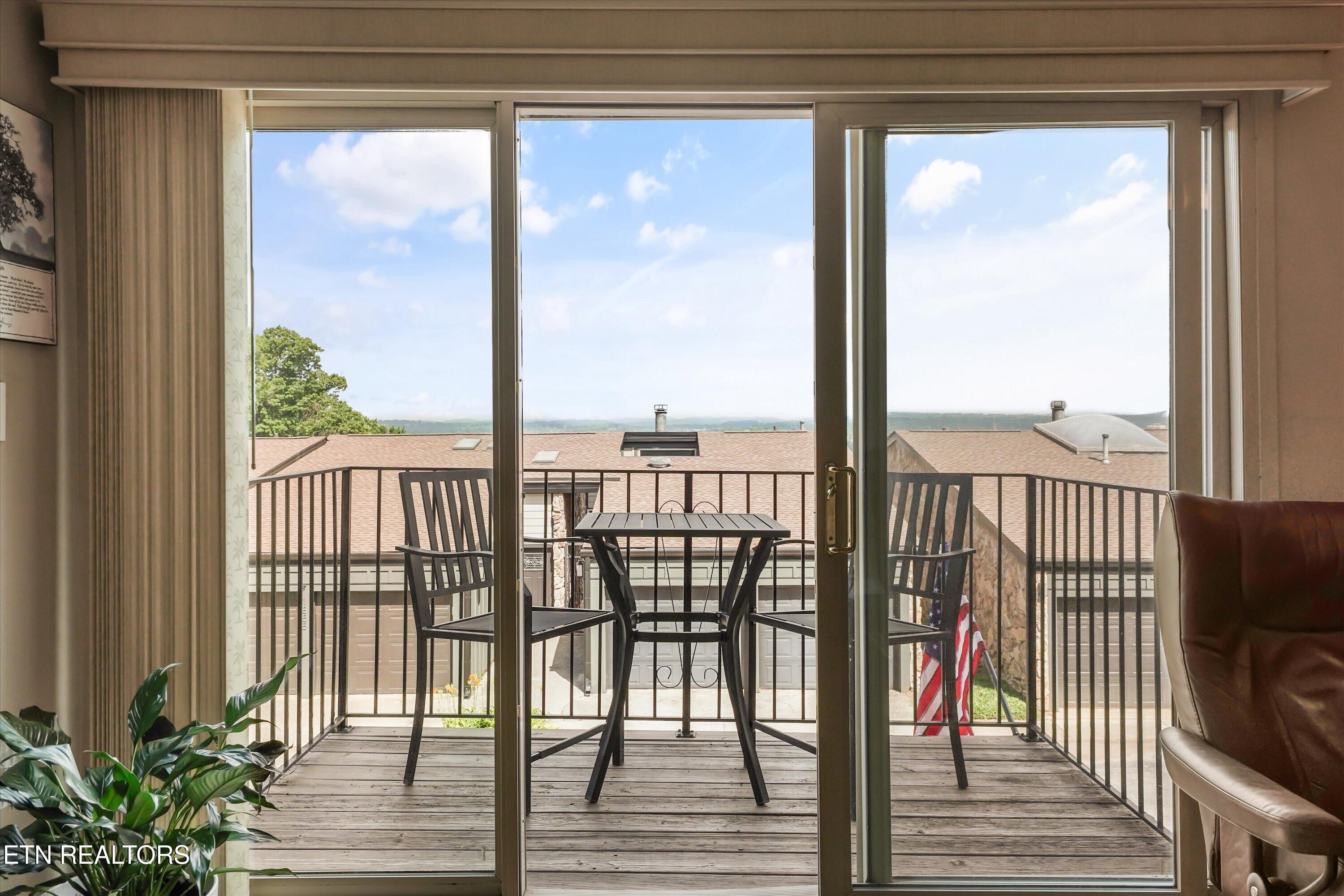 1858 Cherokee Bluff Drive Knoxville TN 37920