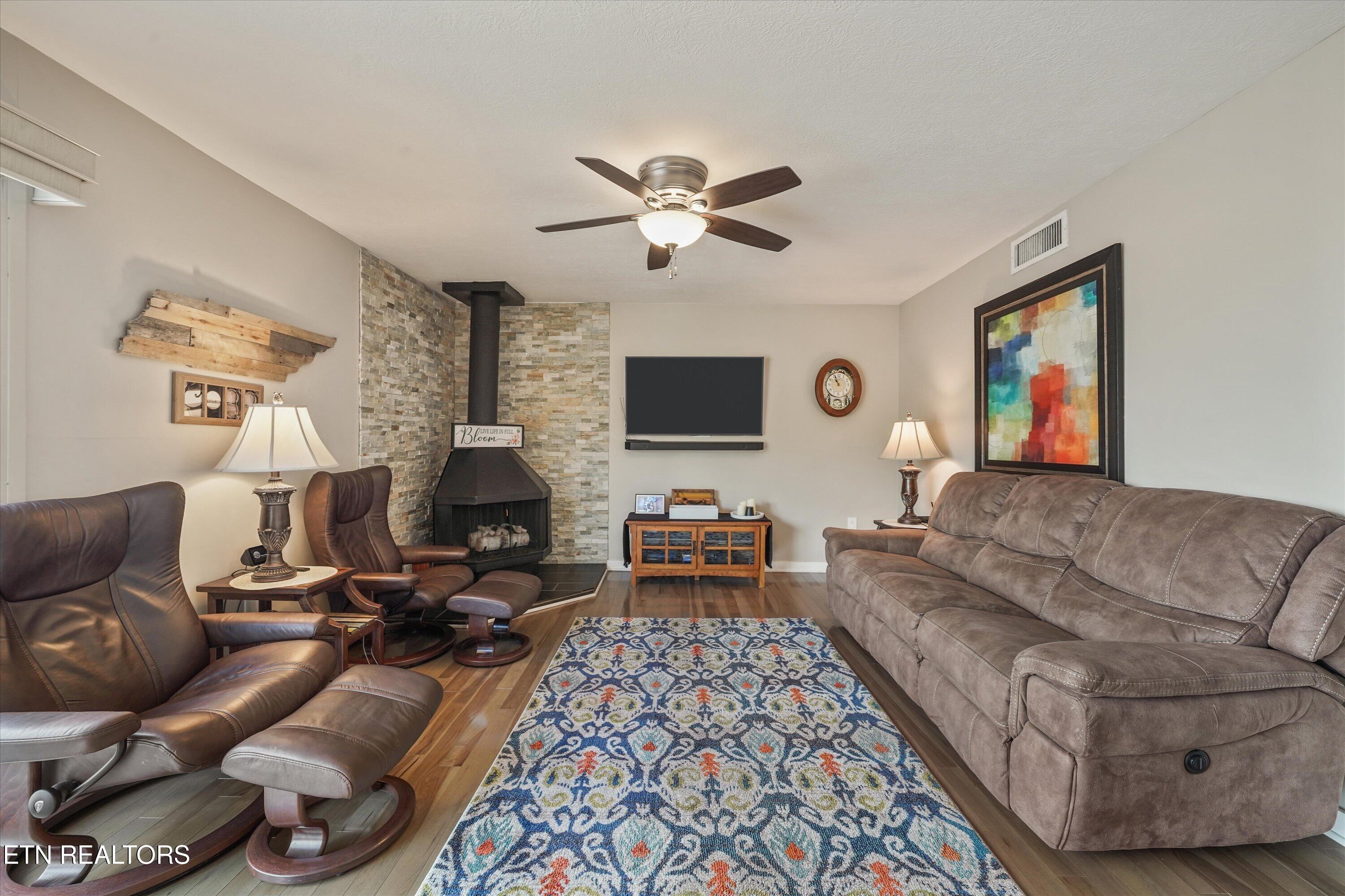 1858 Cherokee Bluff Drive Knoxville TN 37920