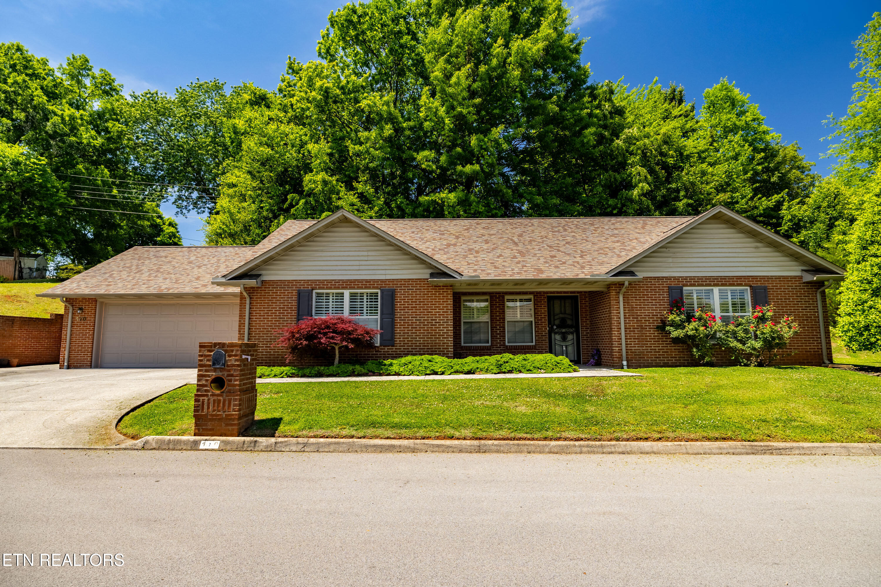 170 Manchester Drive Maryville TN 37803