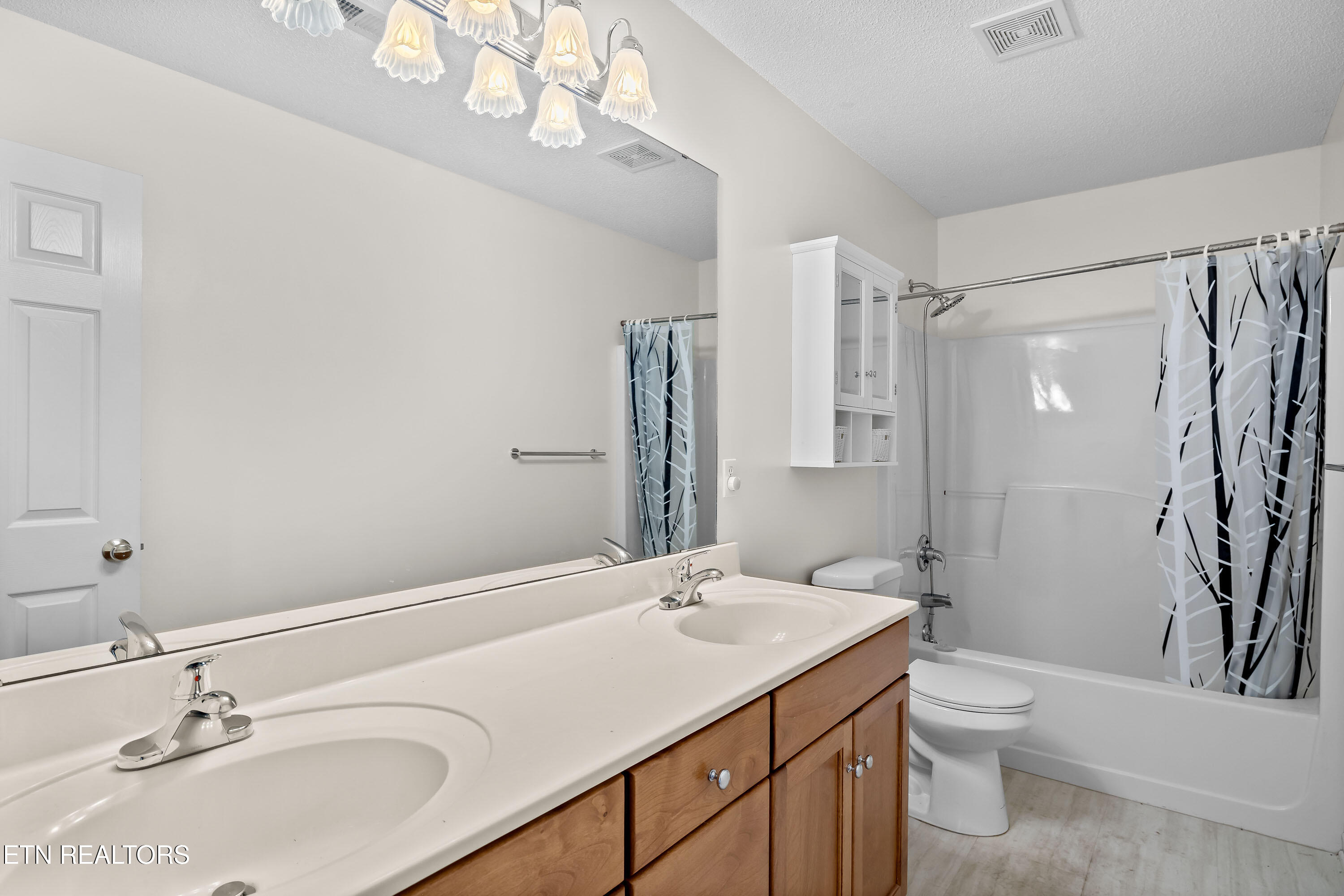 170 Manchester Drive Maryville TN 37803