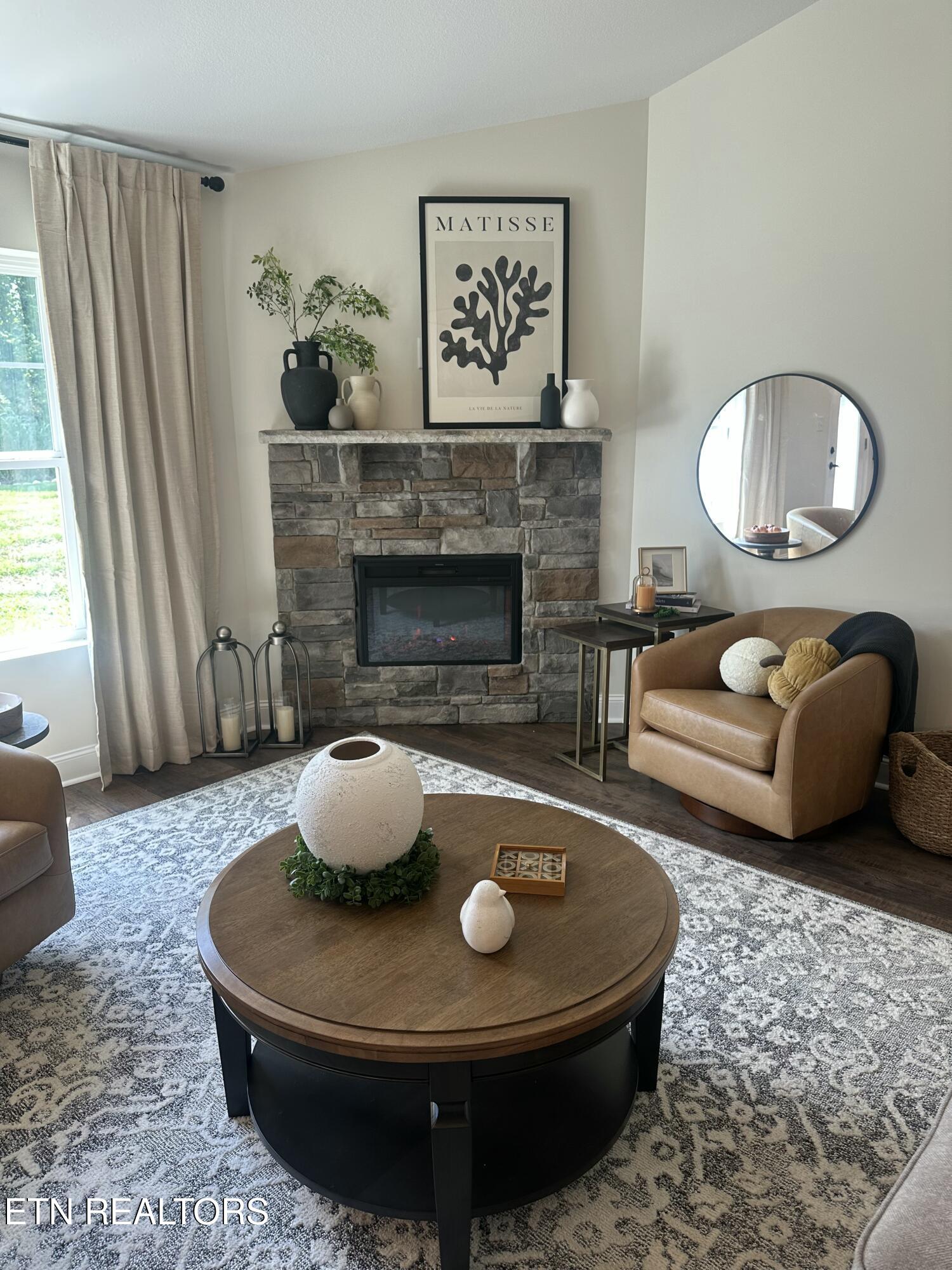 628 Snowflower Circle Pigeon Forge TN 37863