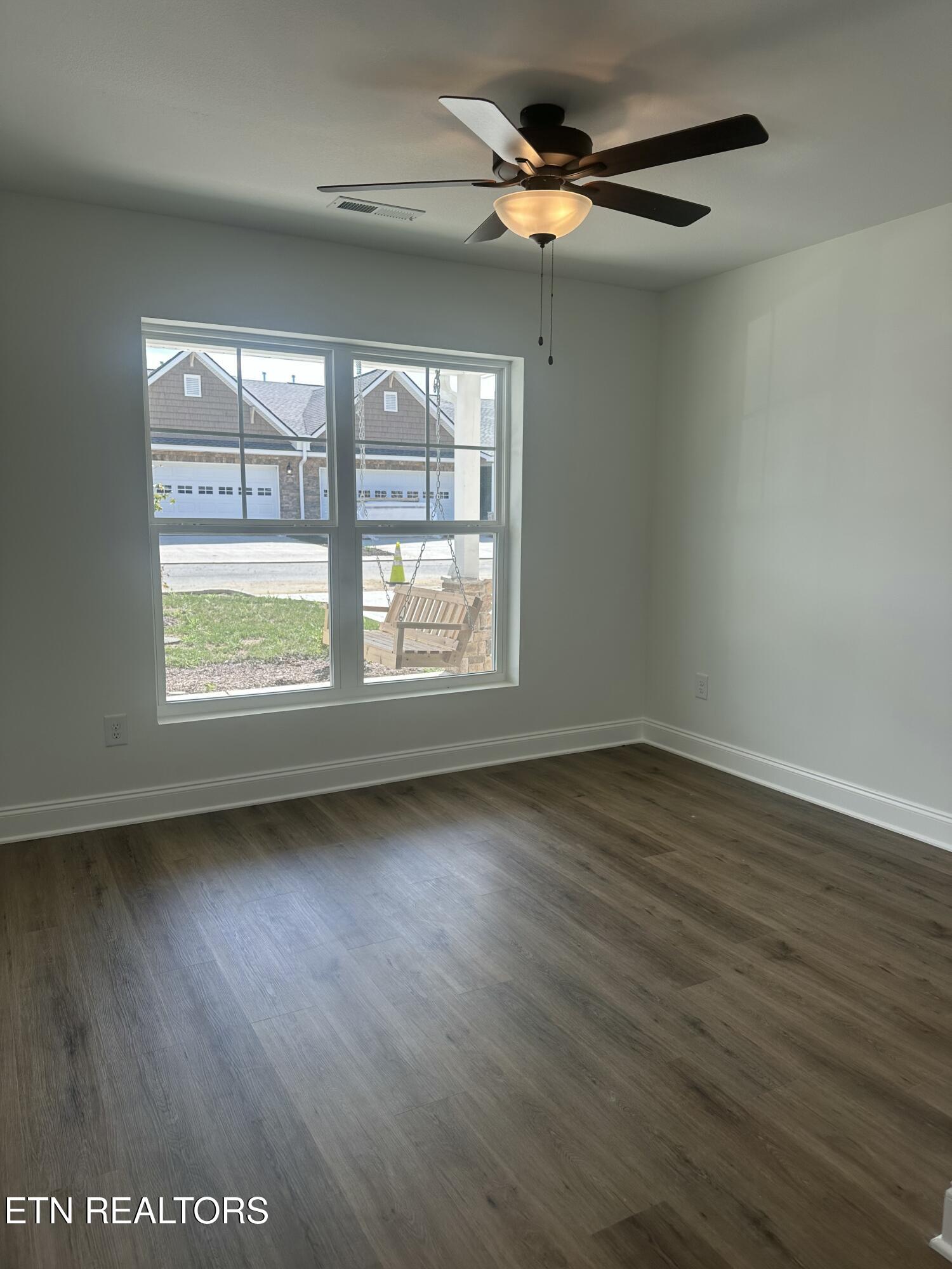 628 Snowflower Circle Pigeon Forge TN 37863