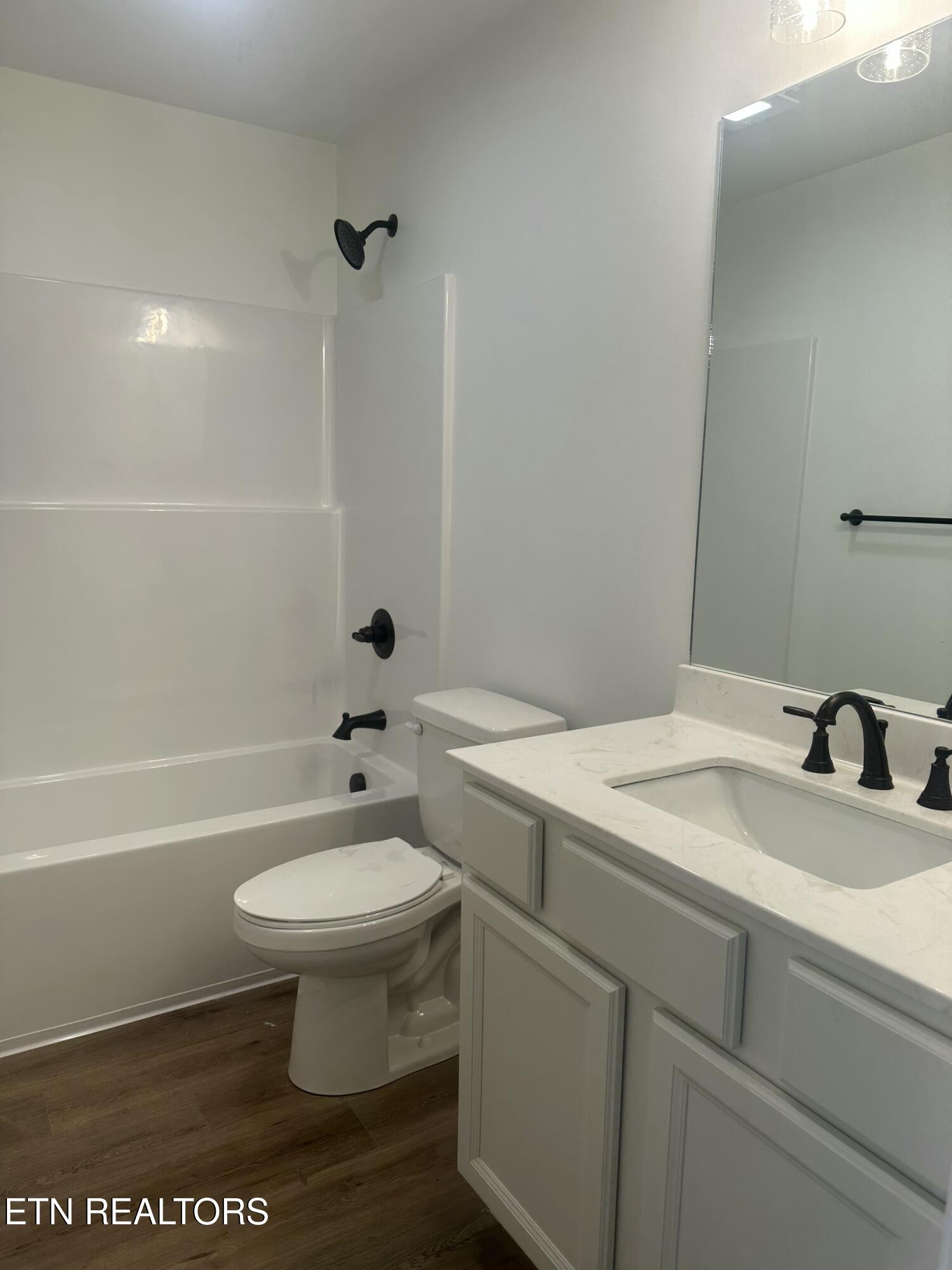 628 Snowflower Circle Pigeon Forge TN 37863