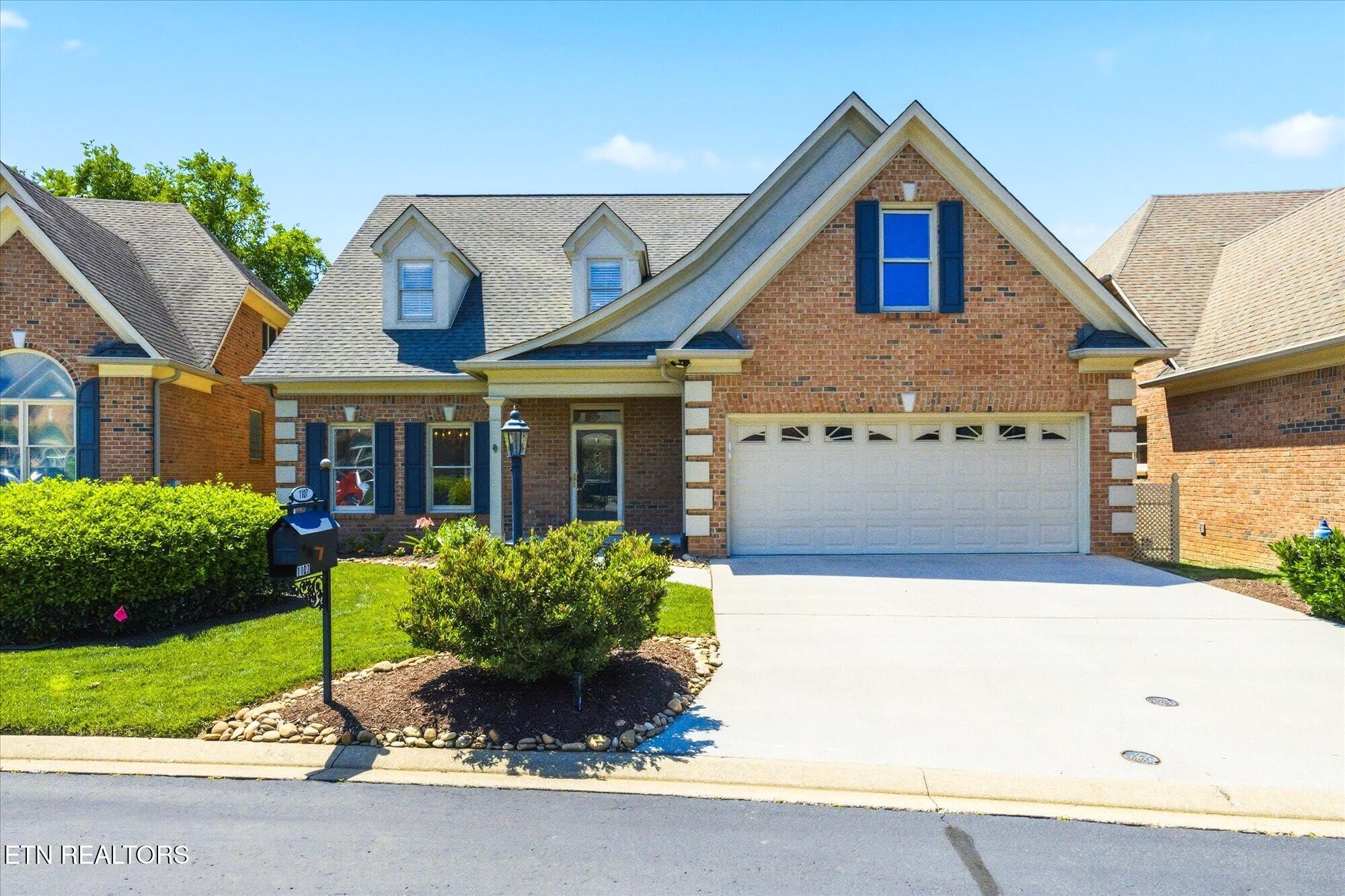 1107 Highgrove Garden Way Knoxville TN 37922
