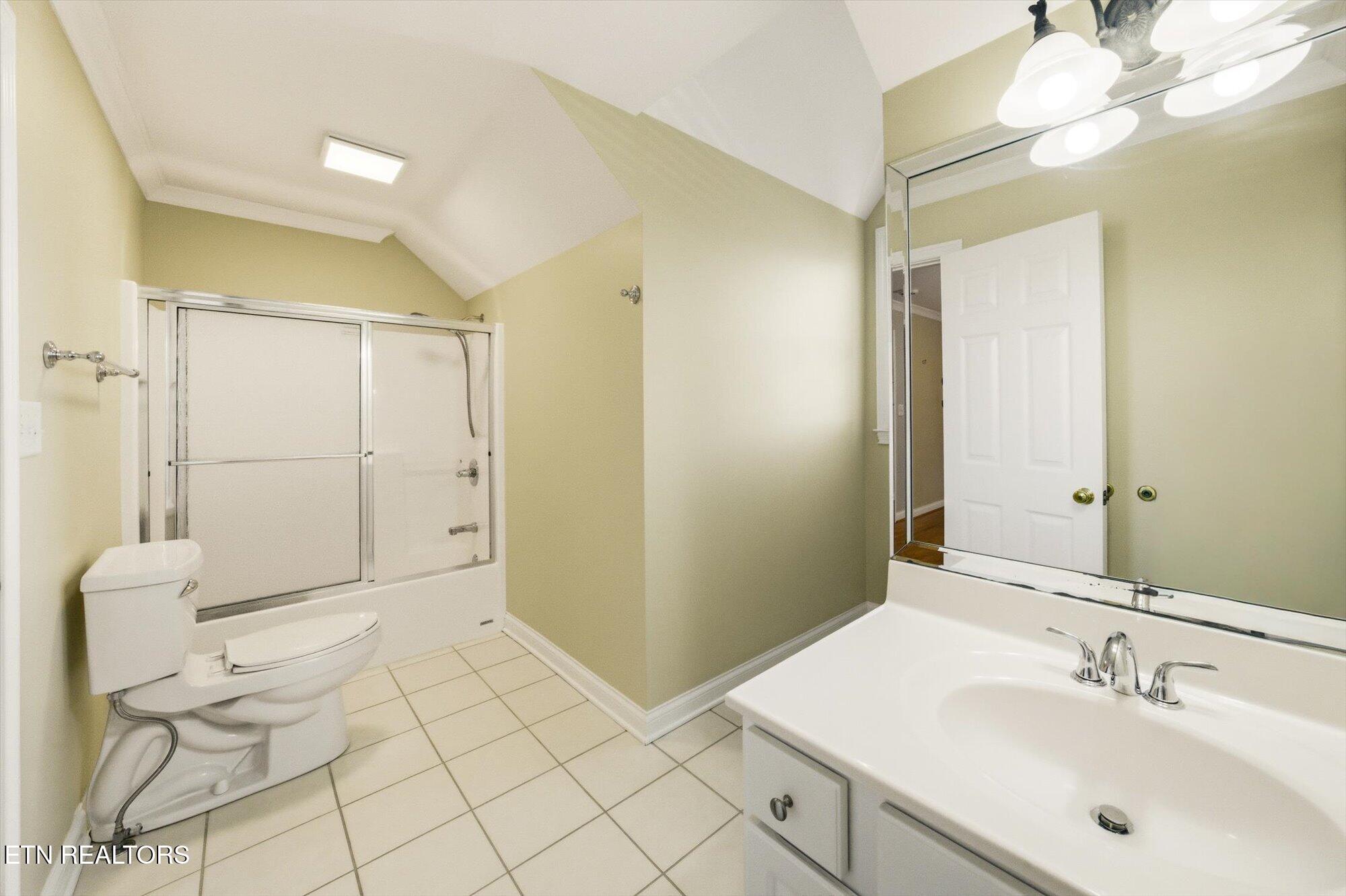 1107 Highgrove Garden Way Knoxville TN 37922