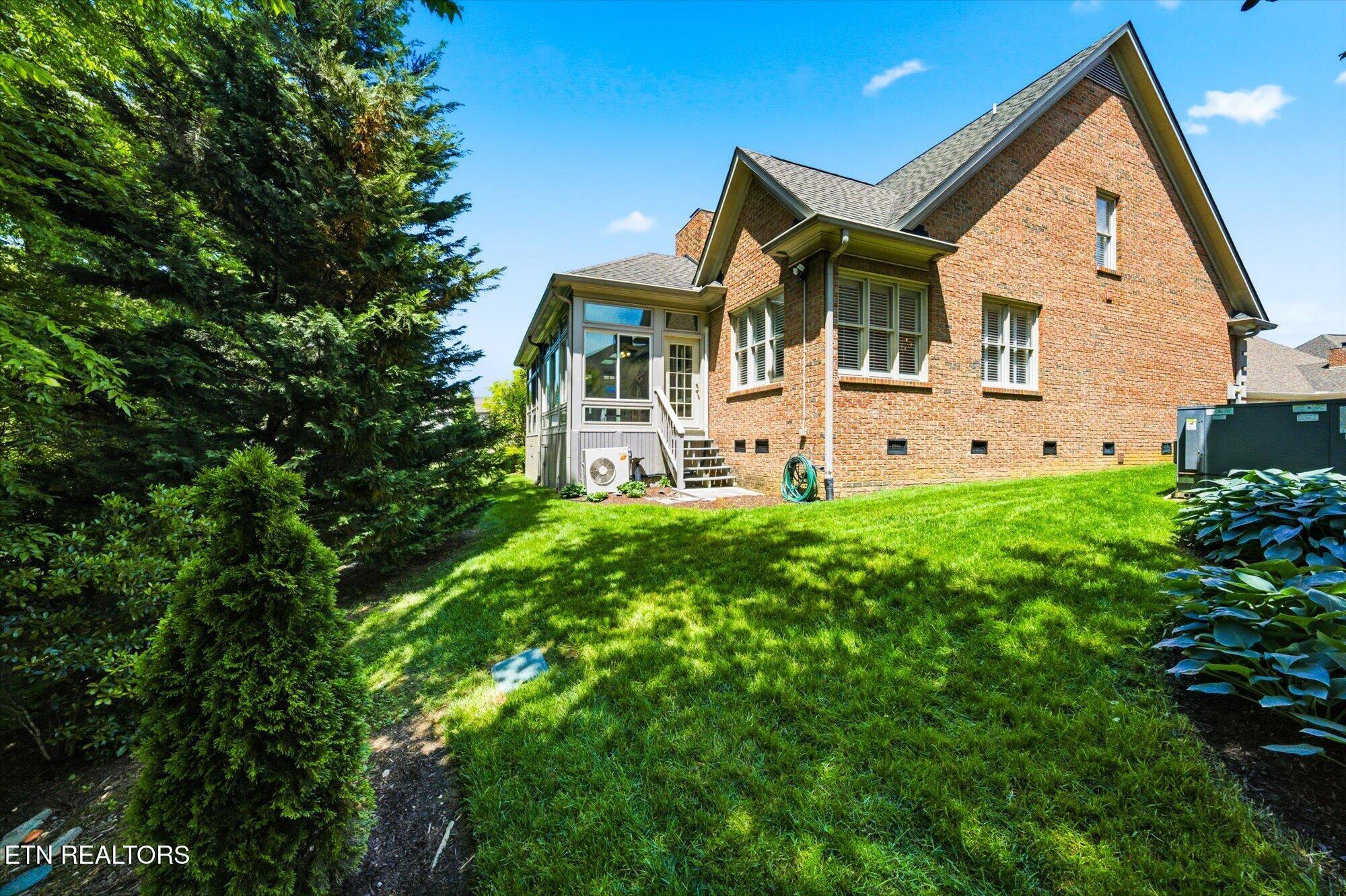 1107 Highgrove Garden Way Knoxville TN 37922