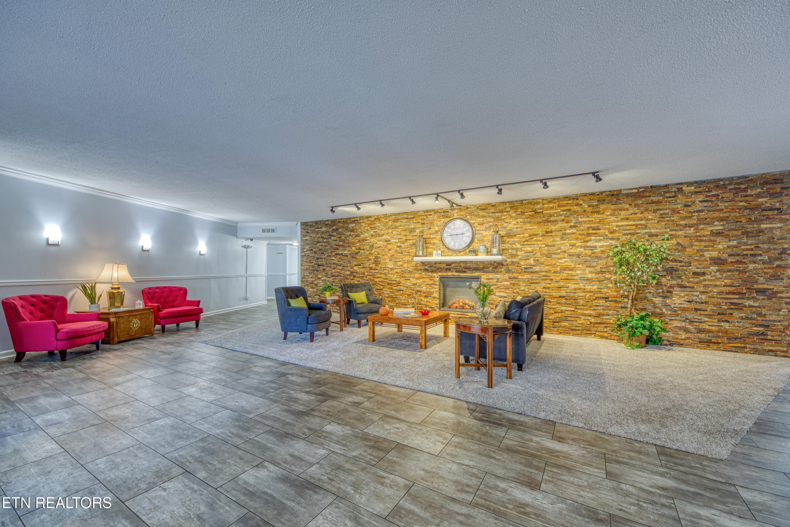 5709 Lyons View Pike Knoxville TN 37919