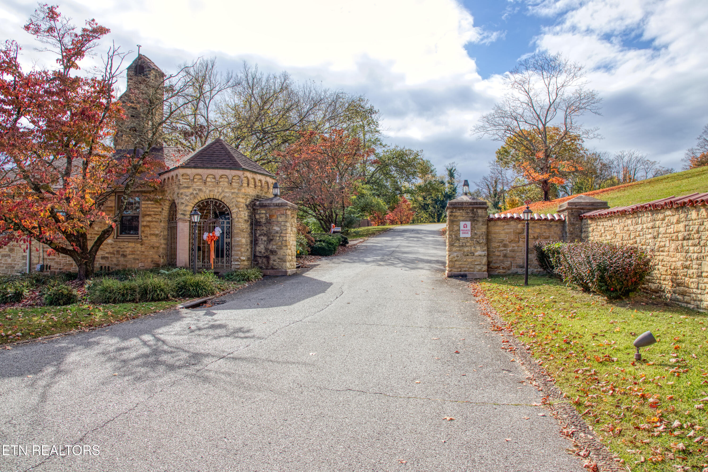 5709 Lyons View Pike Knoxville TN 37919