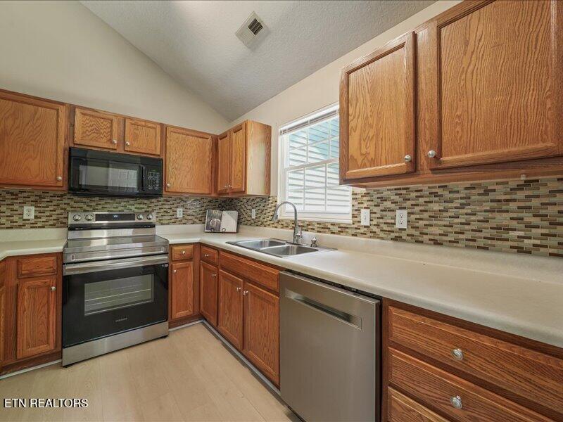 8819 Percy Way Knoxville TN 37923