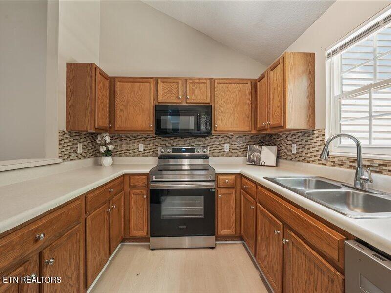 8819 Percy Way Knoxville TN 37923