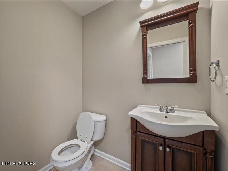 8819 Percy Way Knoxville TN 37923