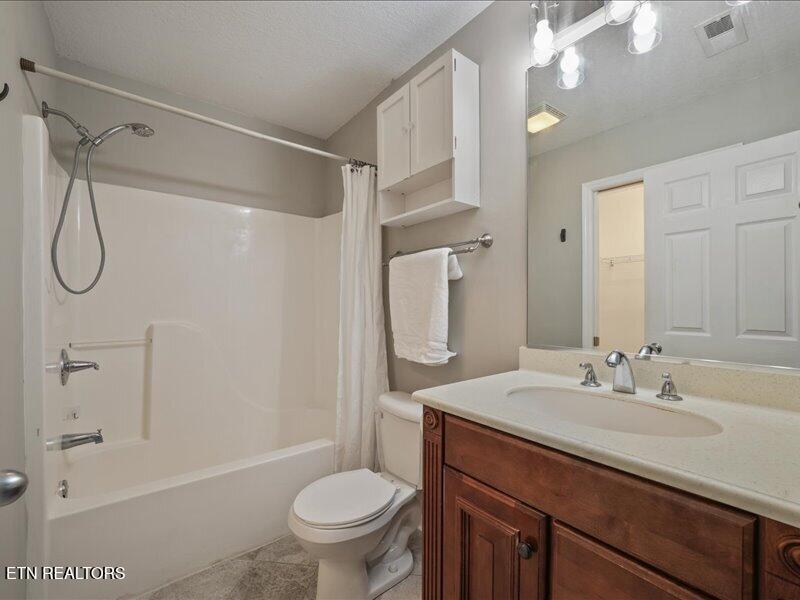 8819 Percy Way Knoxville TN 37923