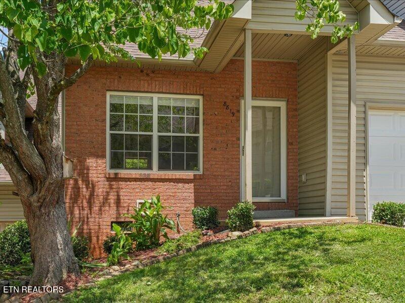 8819 Percy Way Knoxville TN 37923