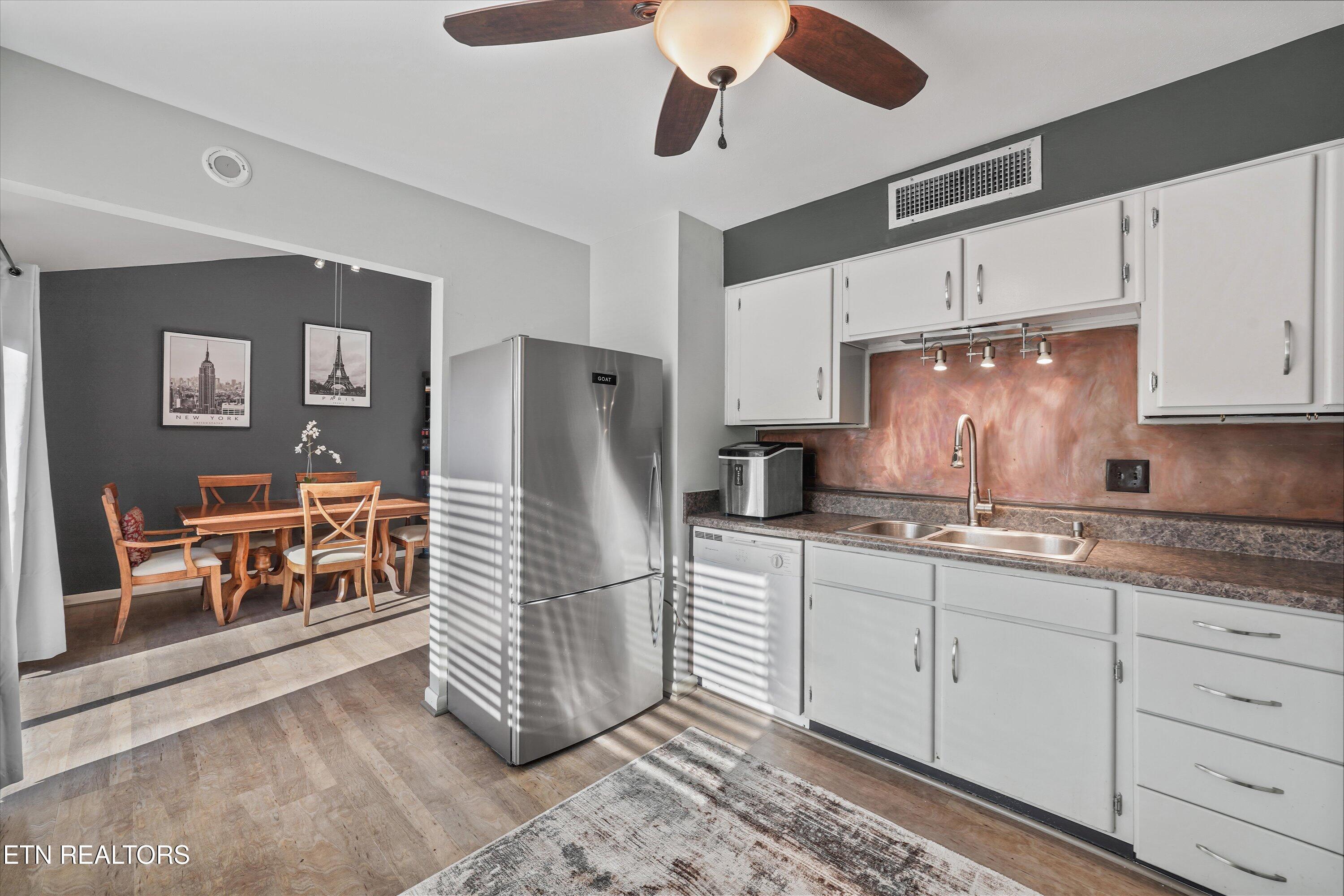1930 Cherokee Bluff Drive Knoxville TN 37920
