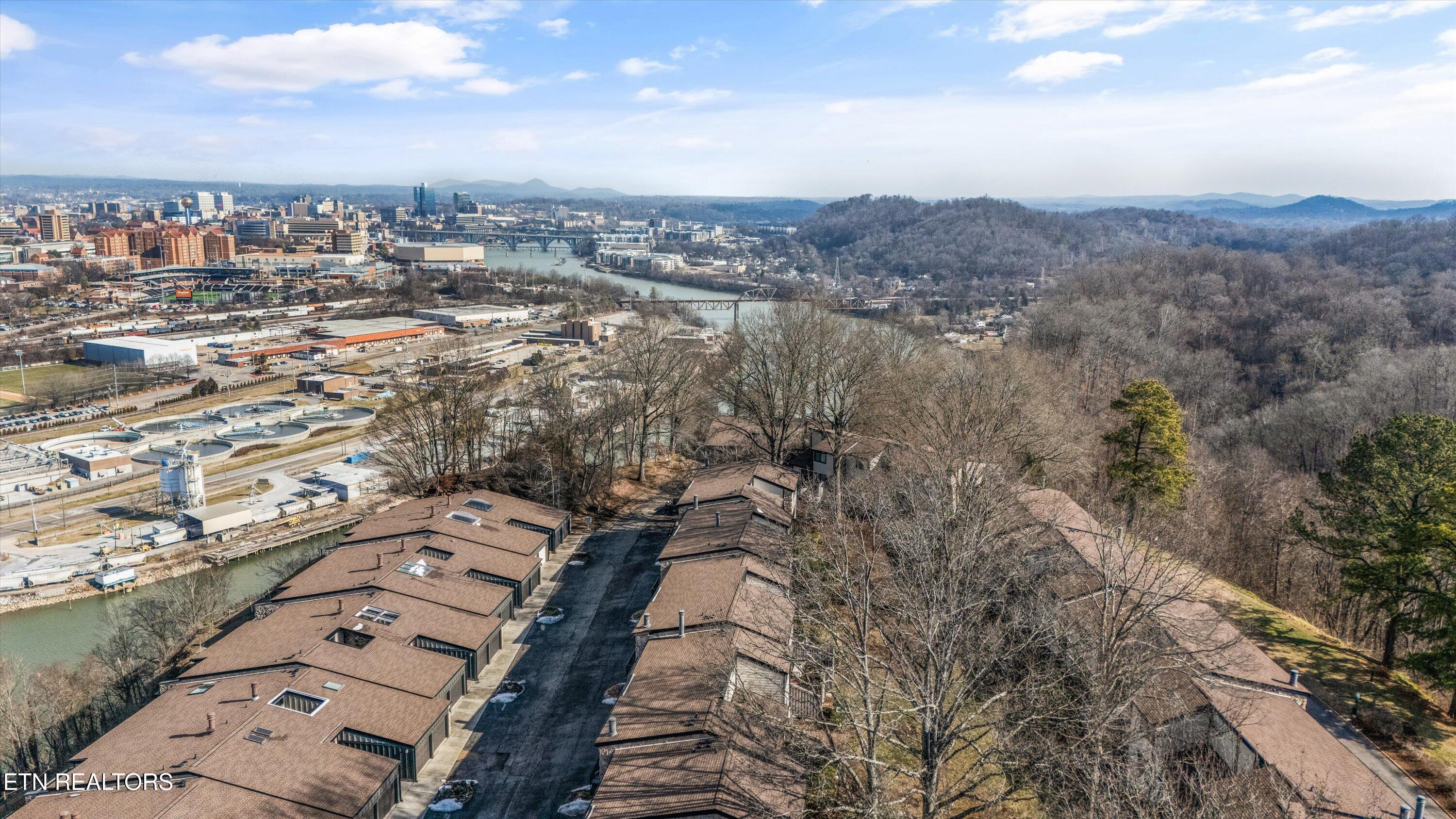 1930 Cherokee Bluff Drive Knoxville TN 37920