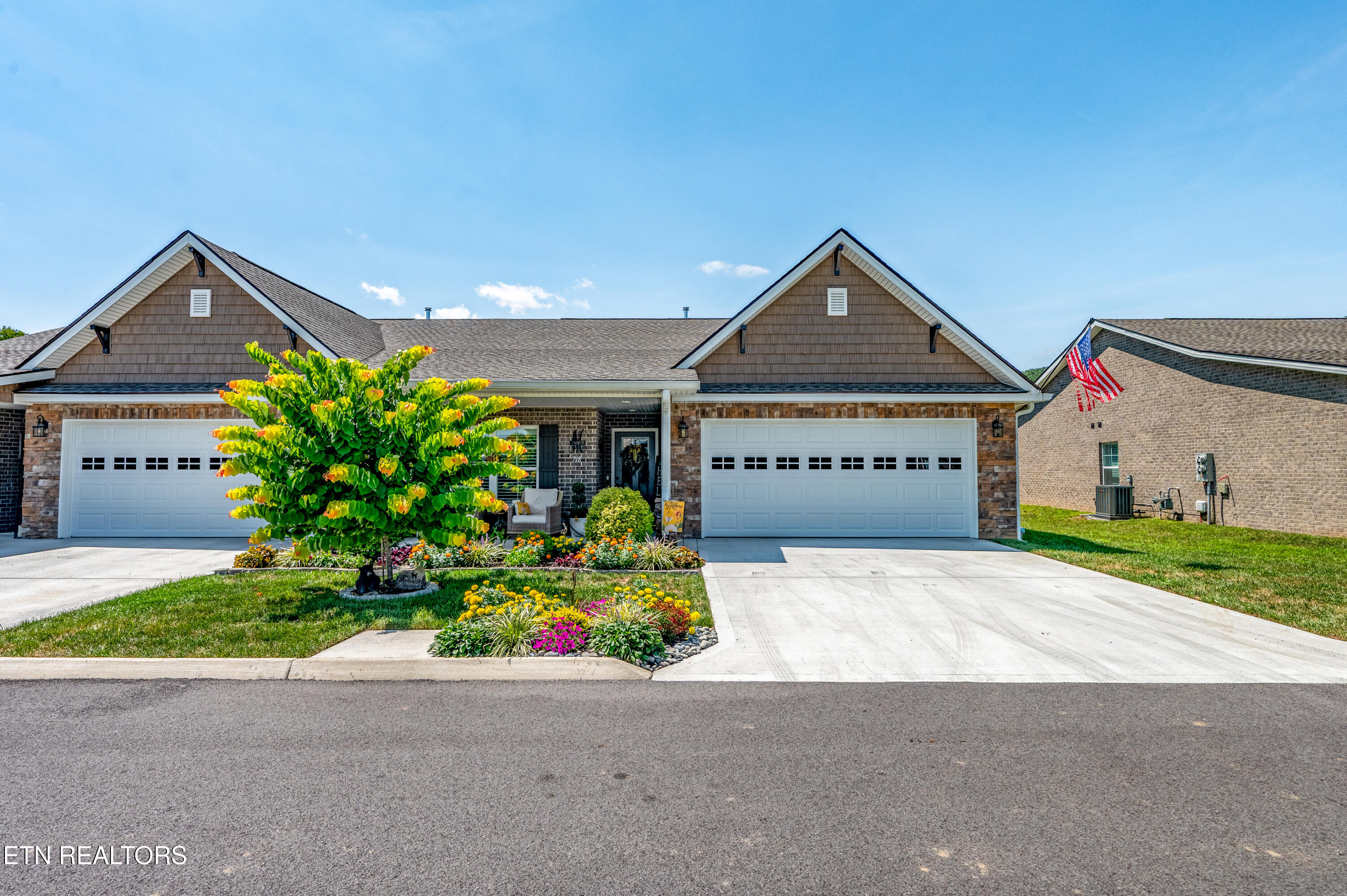 643 Snowflower Circle Pigeon Forge TN 37863