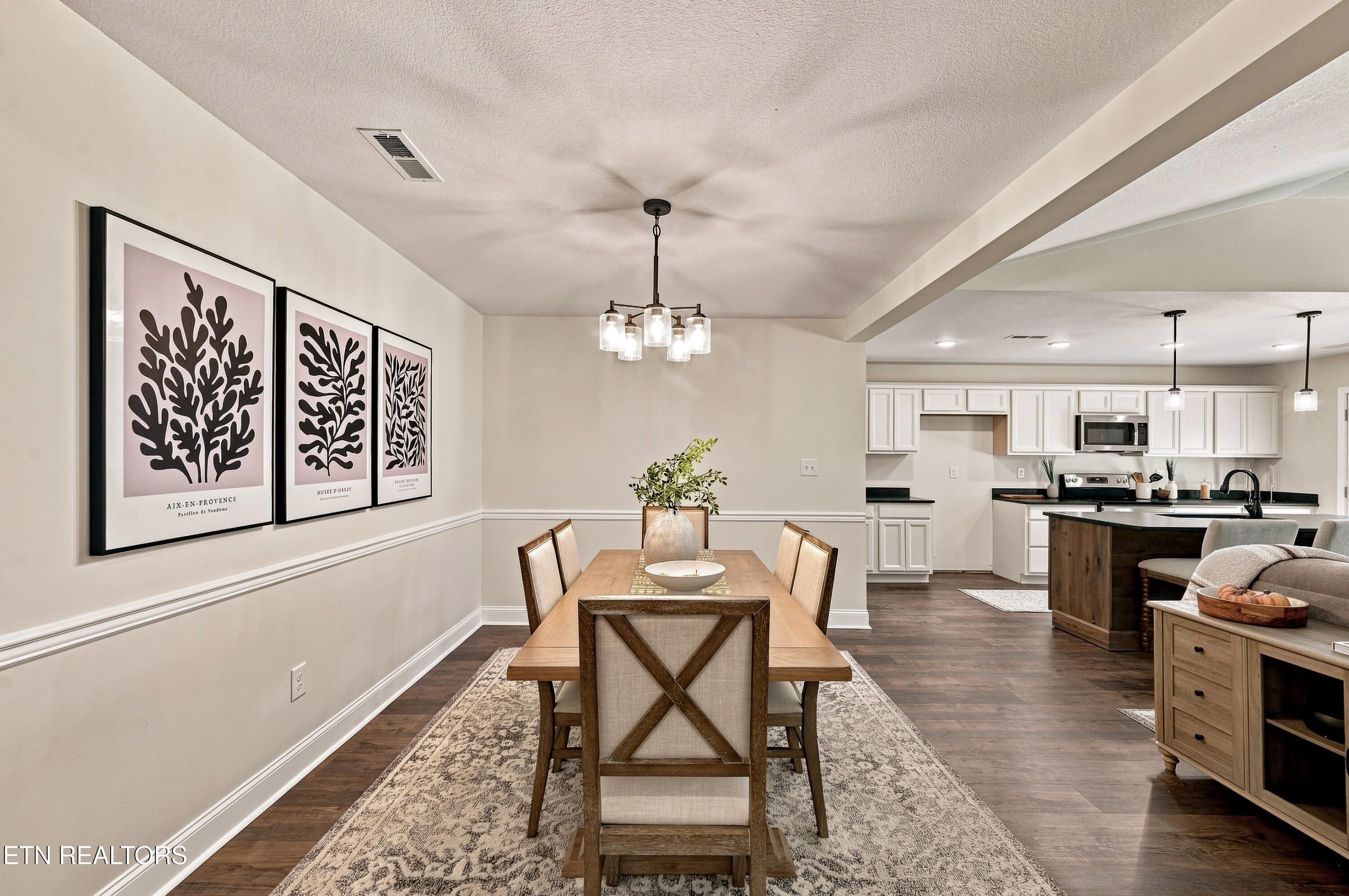 643 Snowflower Circle Pigeon Forge TN 37863