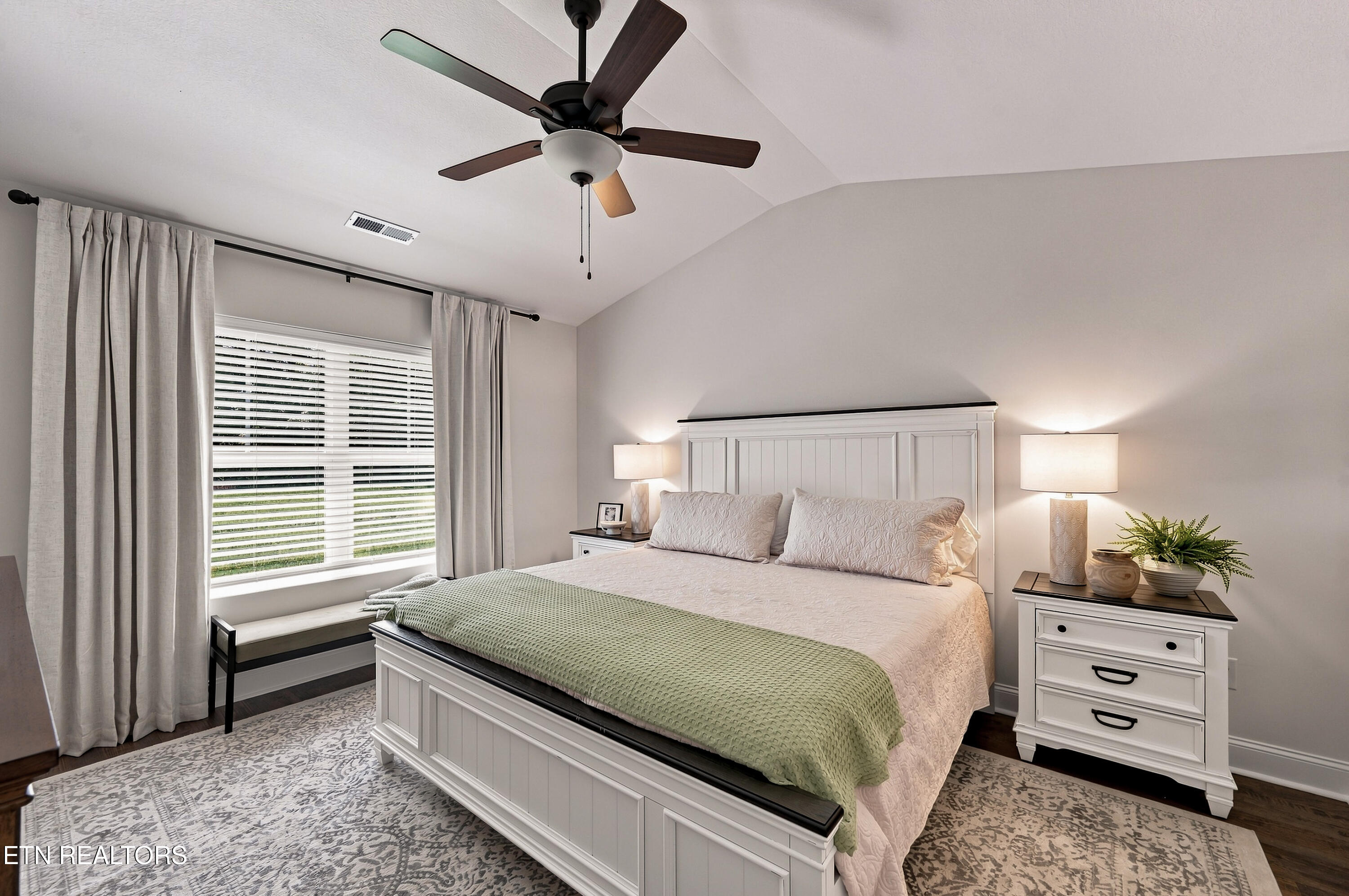 643 Snowflower Circle Pigeon Forge TN 37863