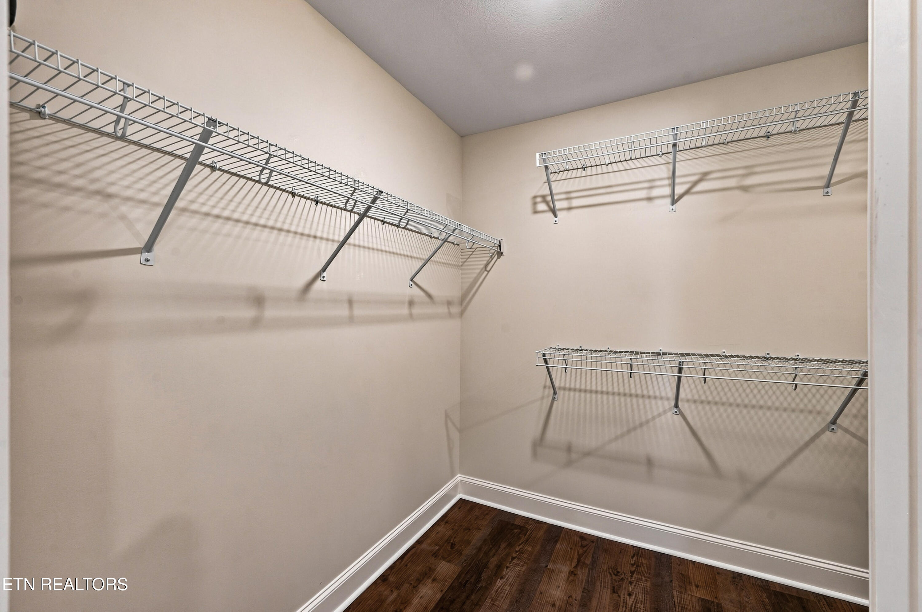 643 Snowflower Circle Pigeon Forge TN 37863