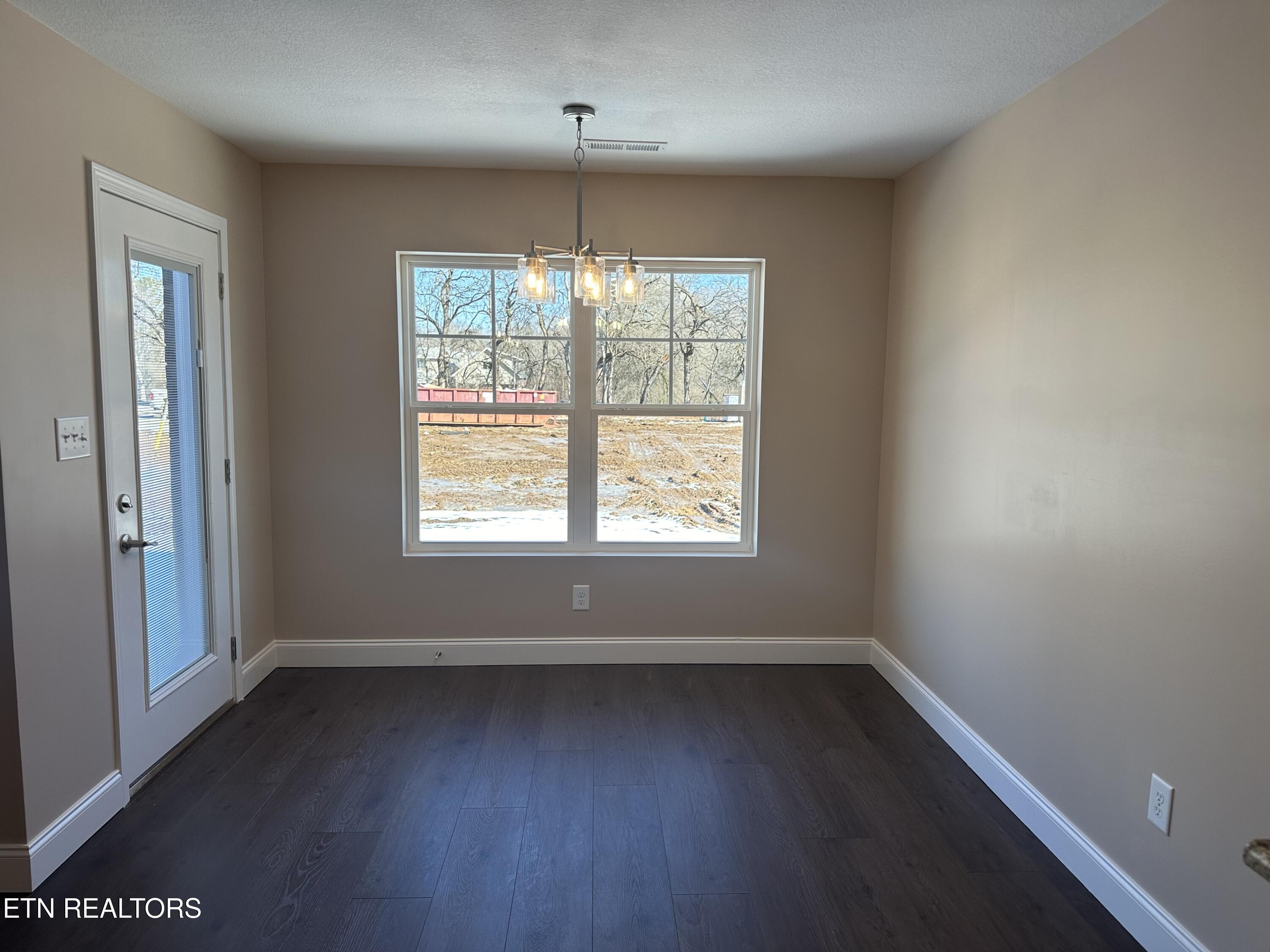 643 Snowflower Circle Pigeon Forge TN 37863