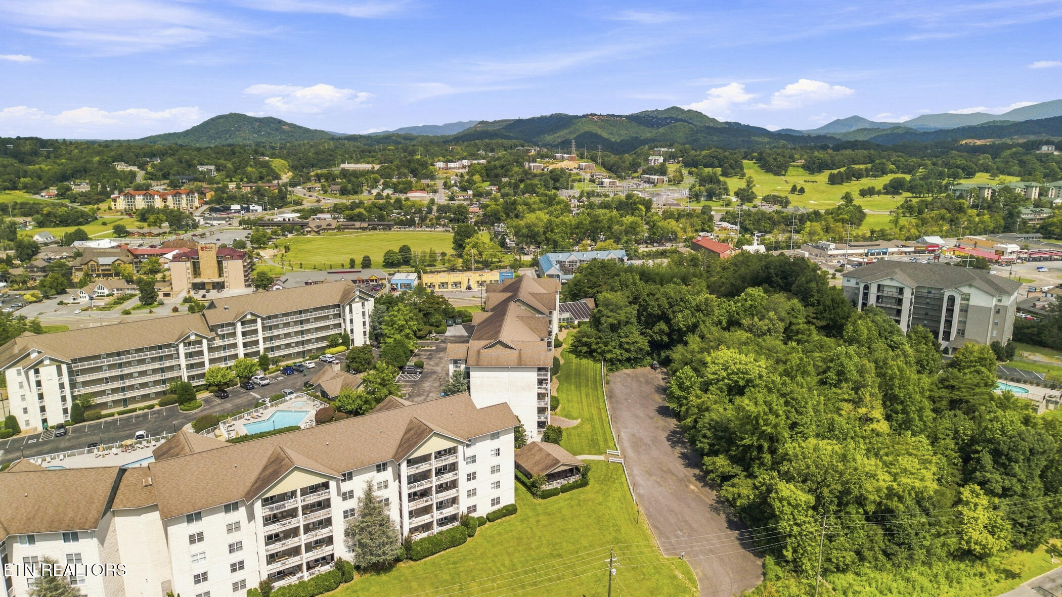 205 Ogle Drive Pigeon Forge TN 37863