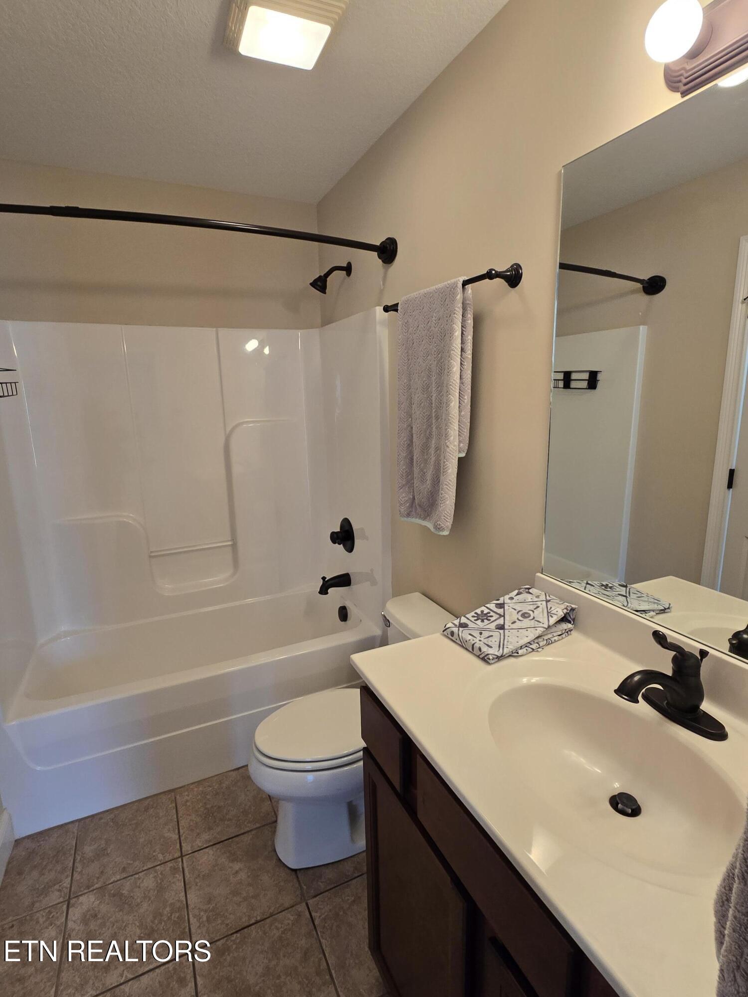 5914 Pebble Run Way Knoxville TN 37918