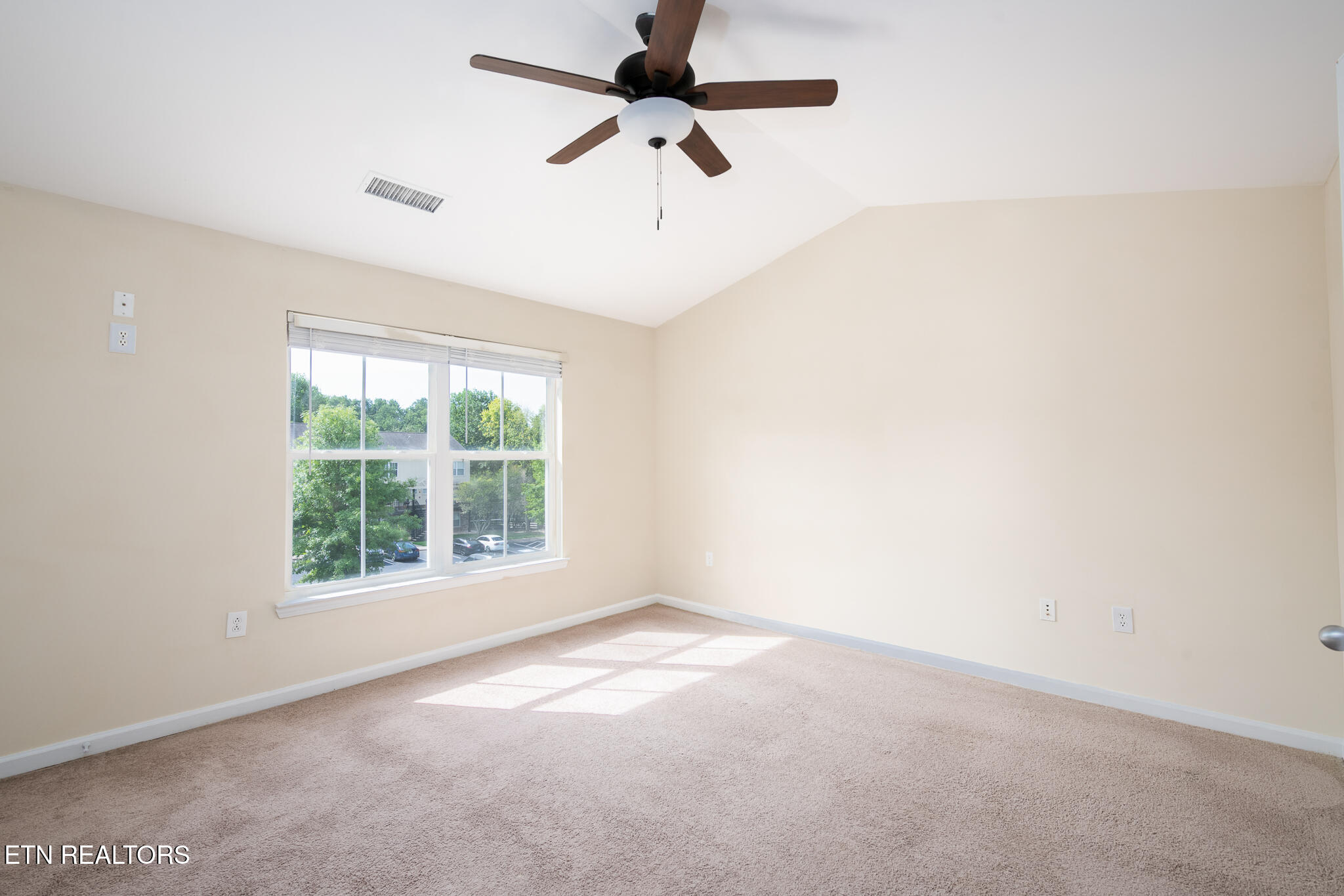 1105 Tree Top Way Knoxville TN 37920