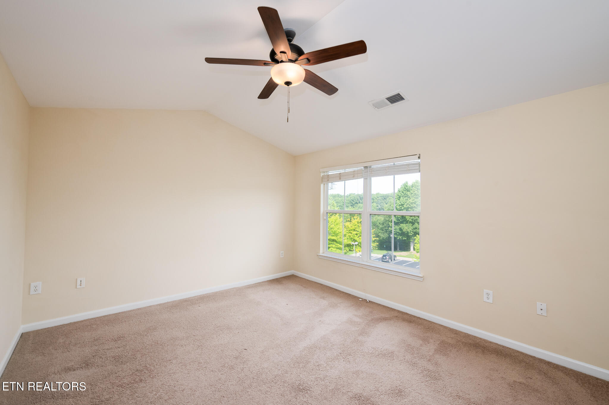 1105 Tree Top Way Knoxville TN 37920