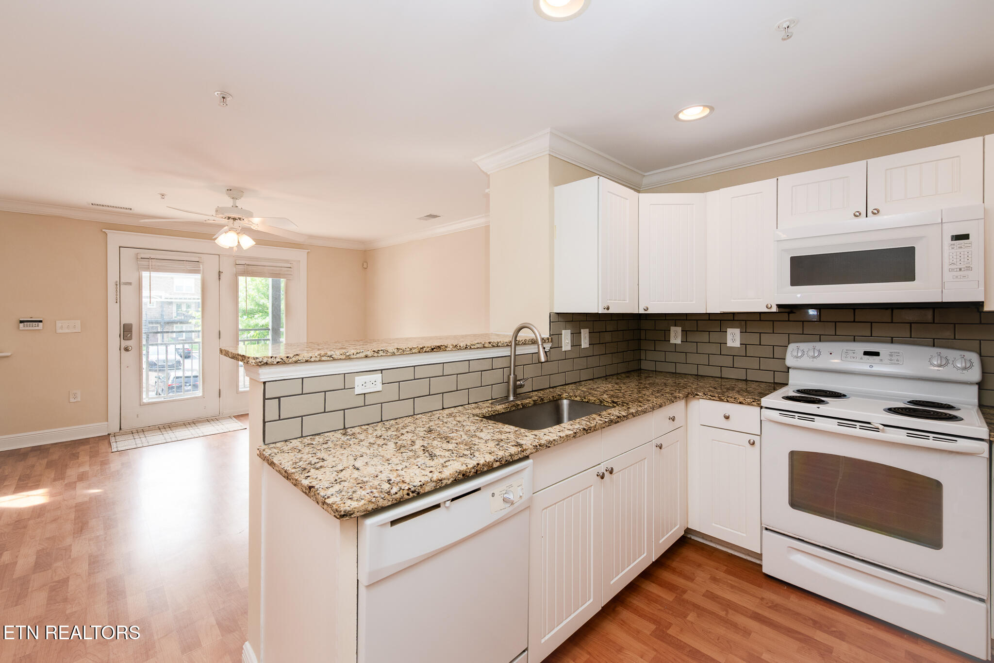 1105 Tree Top Way Knoxville TN 37920