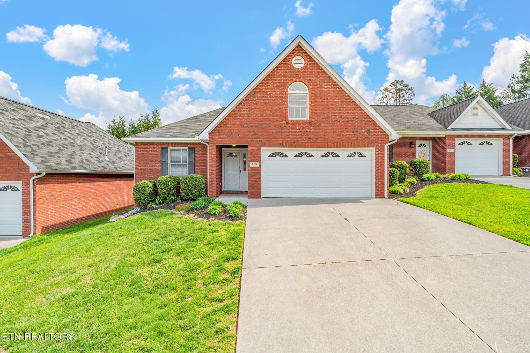 108 Honey Ridge Way Knoxville TN 37924