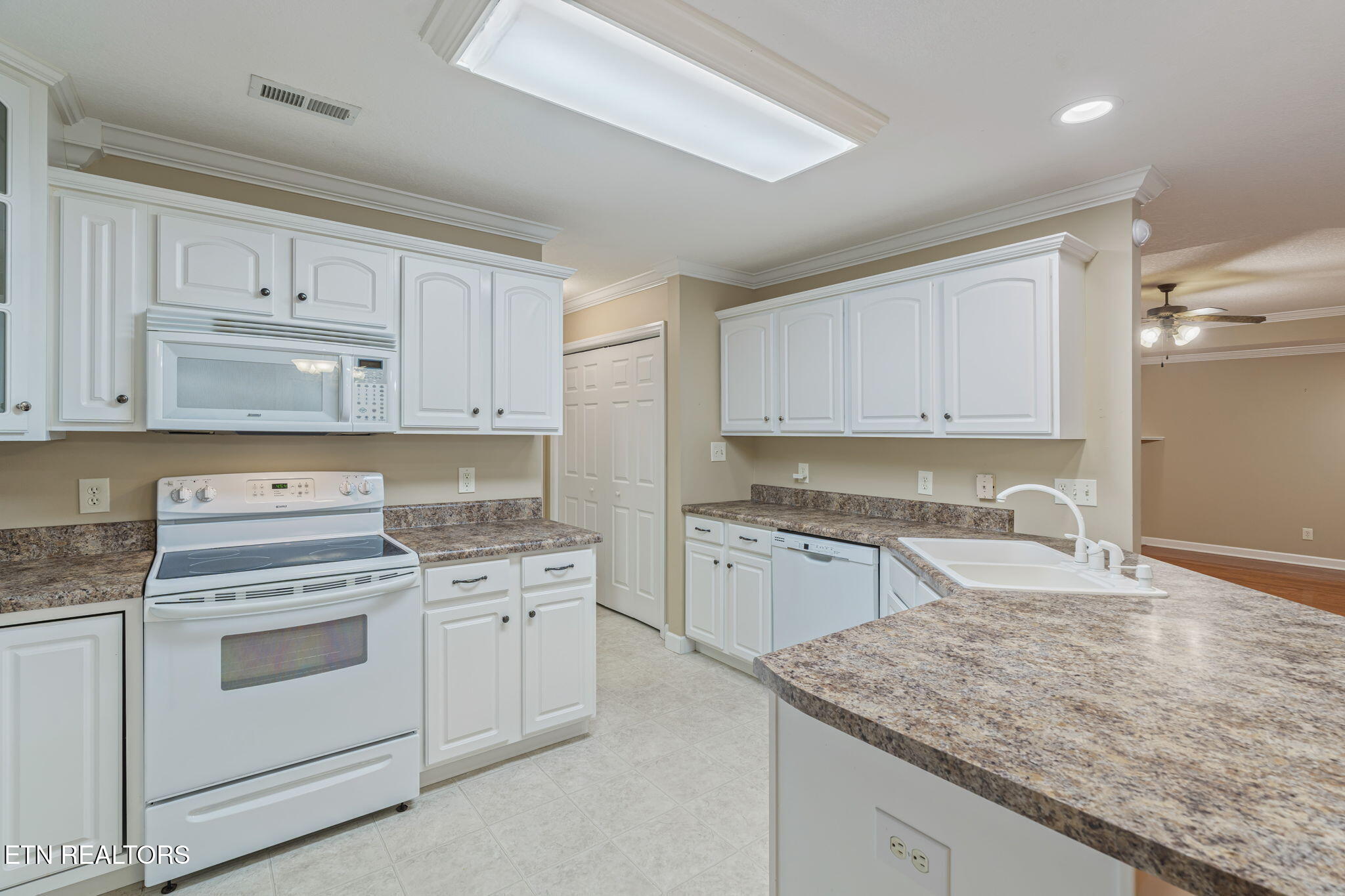 108 Honey Ridge Way Knoxville TN 37924