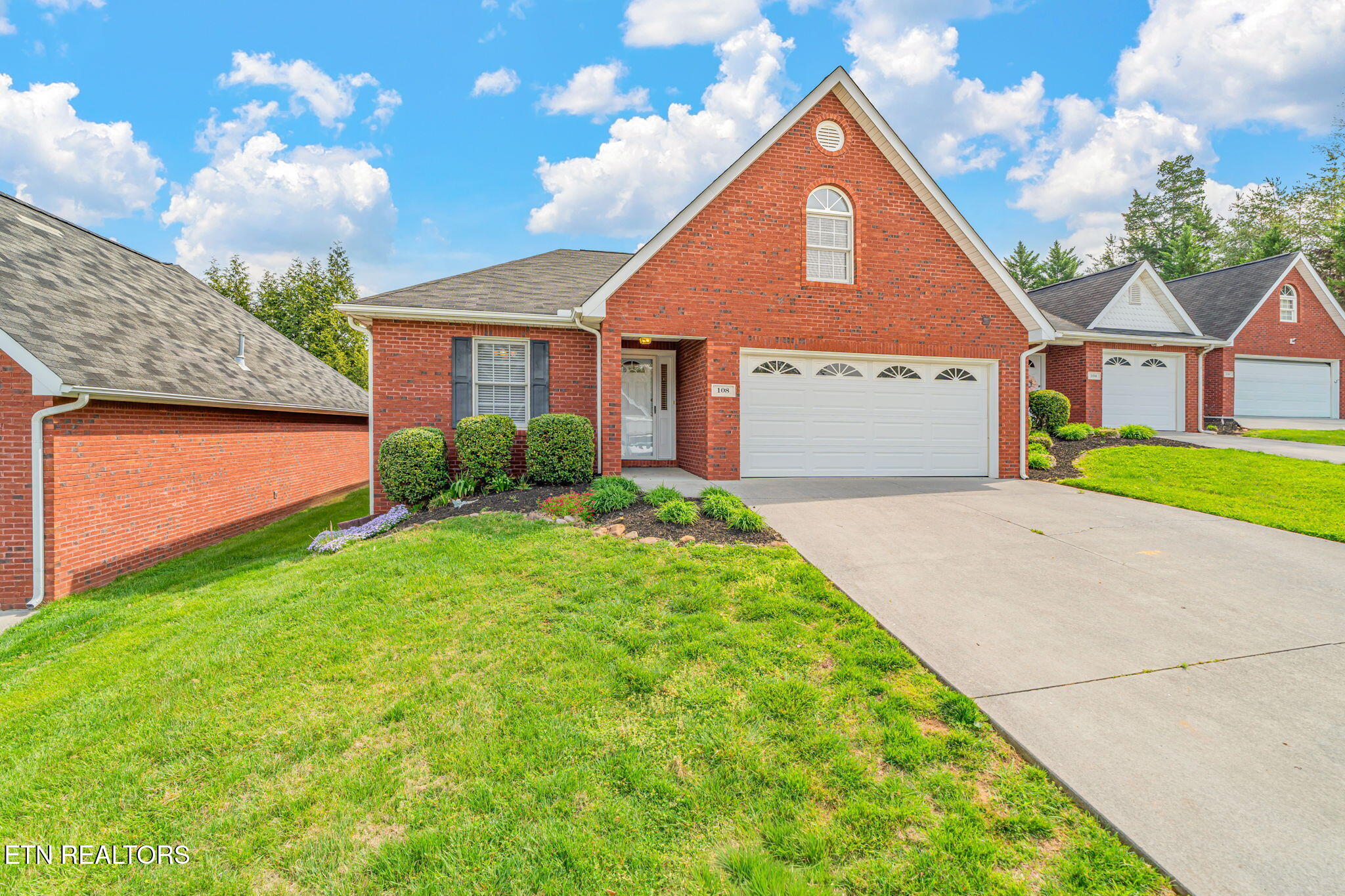 108 Honey Ridge Way Knoxville TN 37924