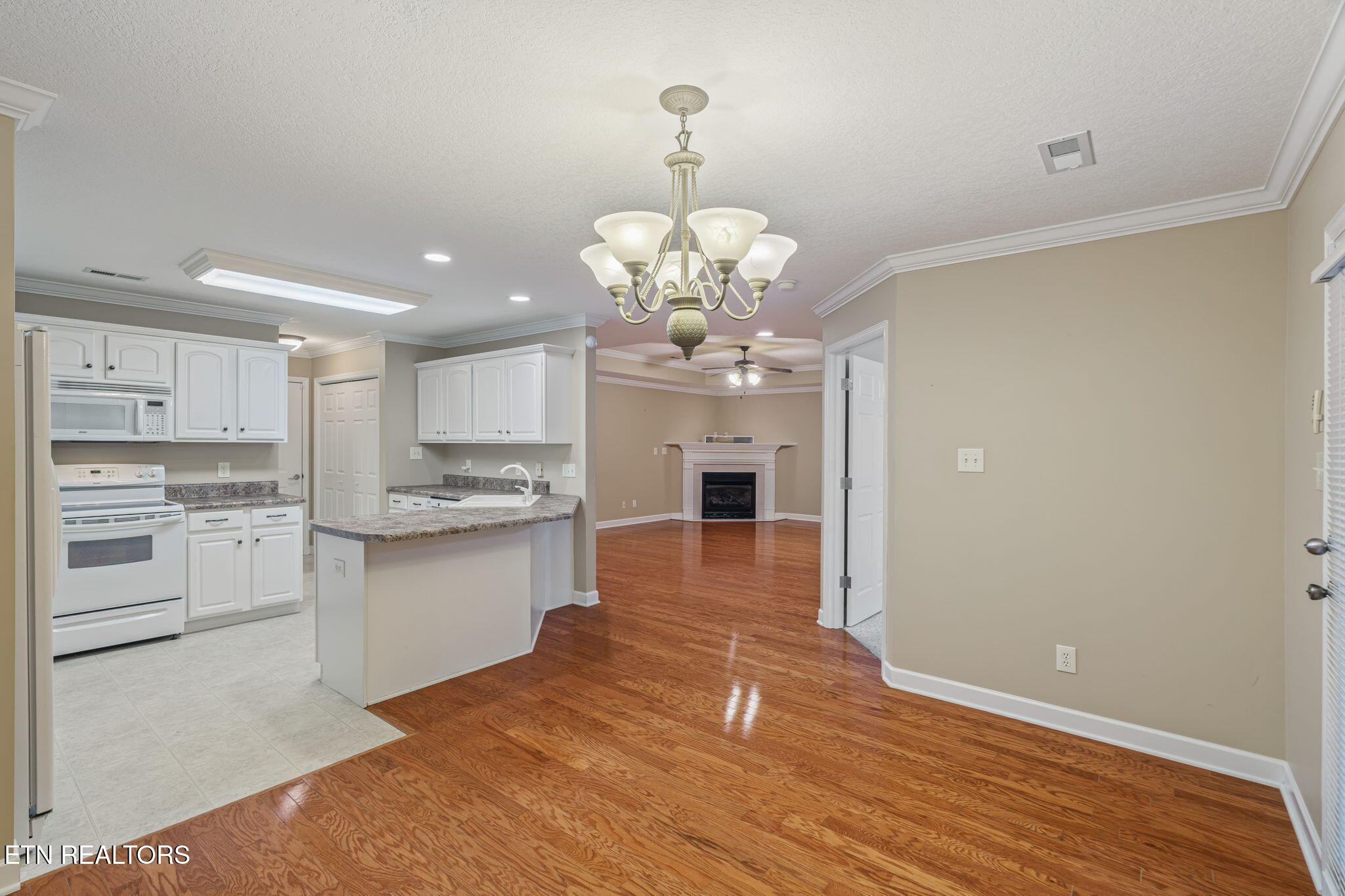 108 Honey Ridge Way Knoxville TN 37924