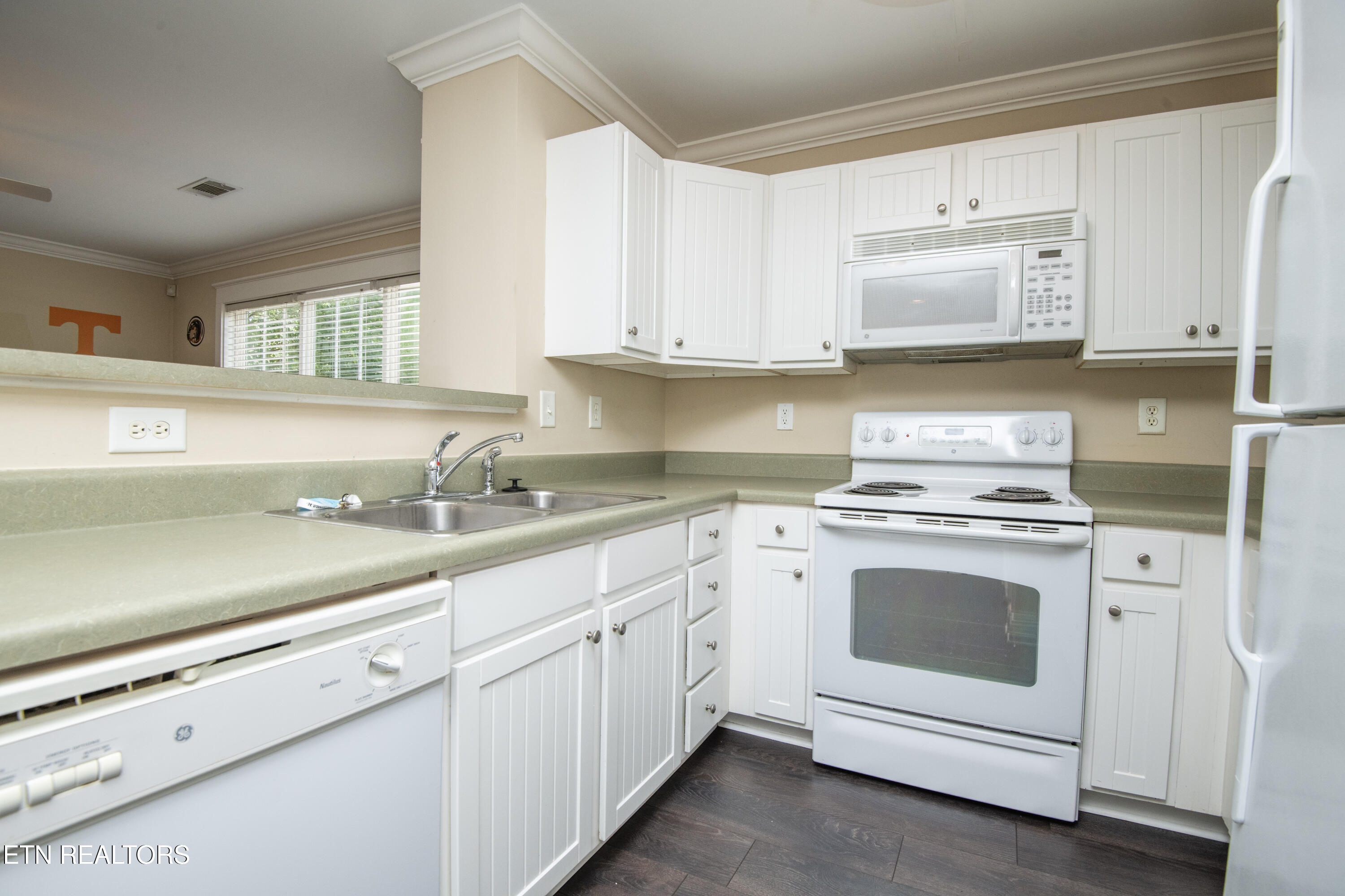 3940 Cherokee Woods Way Knoxville TN 37920