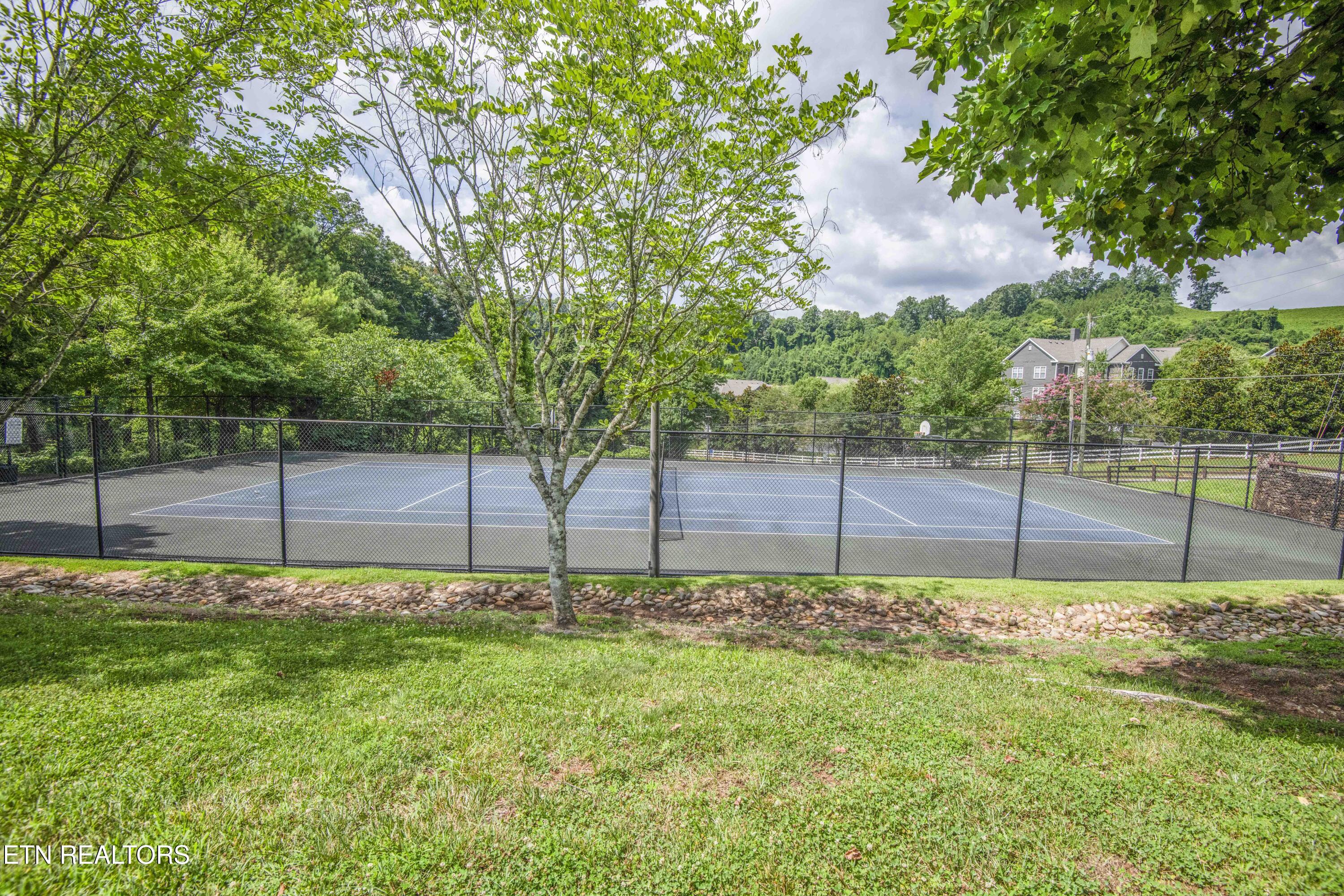3940 Cherokee Woods Way Knoxville TN 37920