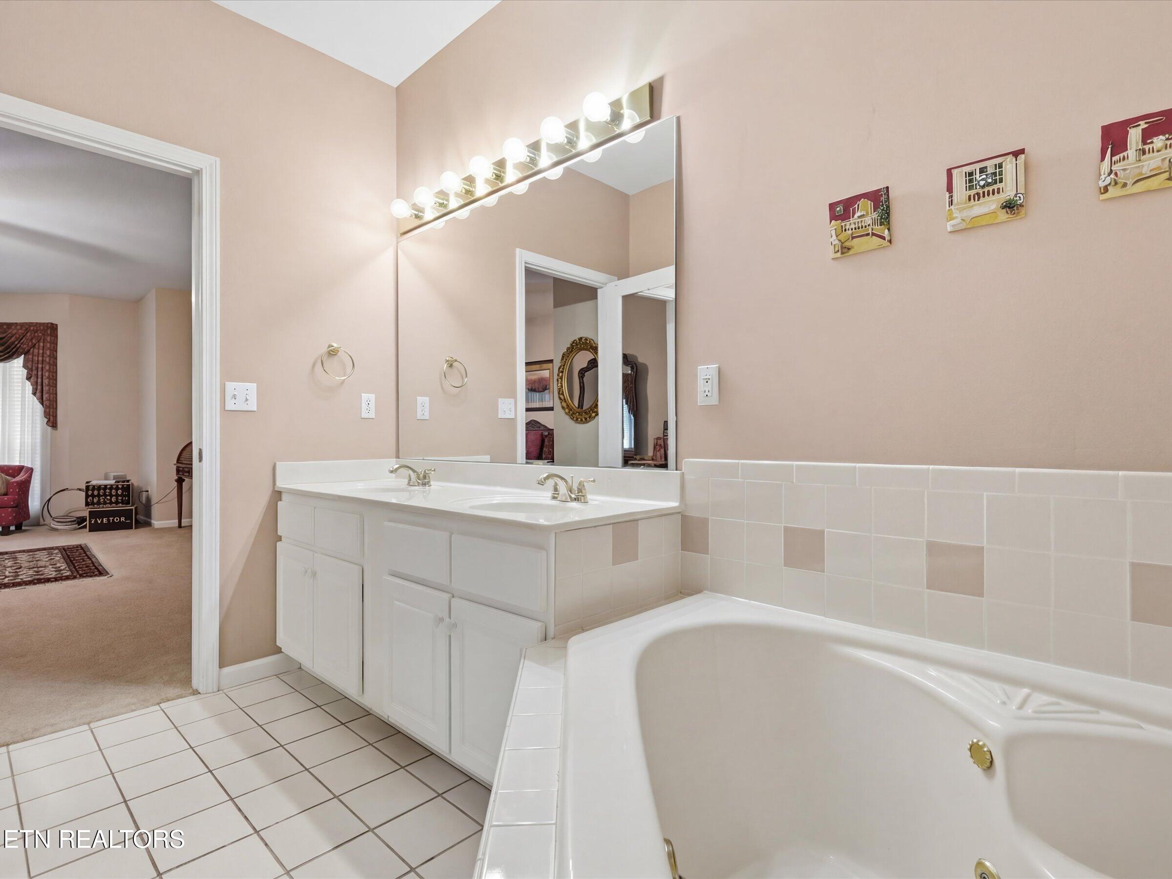 278 Royal Oaks Drive Maryville TN 37801