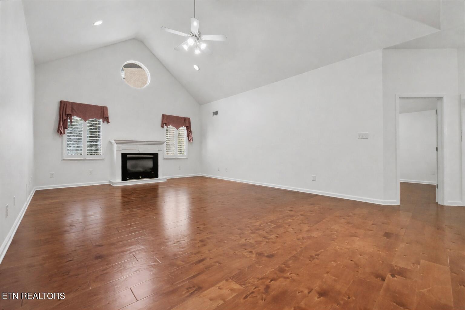 354 Paine Lake Drive Sevierville TN 37862
