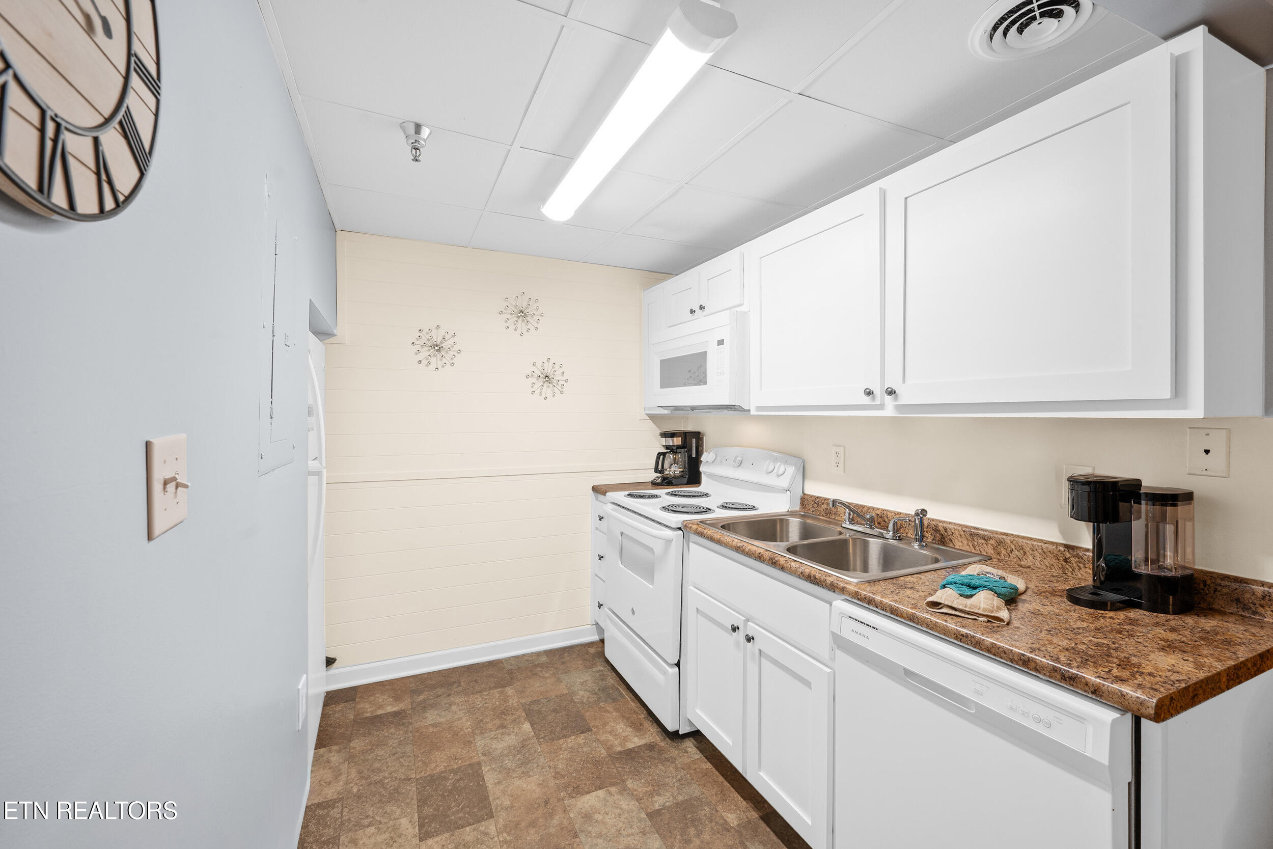 413 Baskins Creek Road Gatlinburg TN 37738